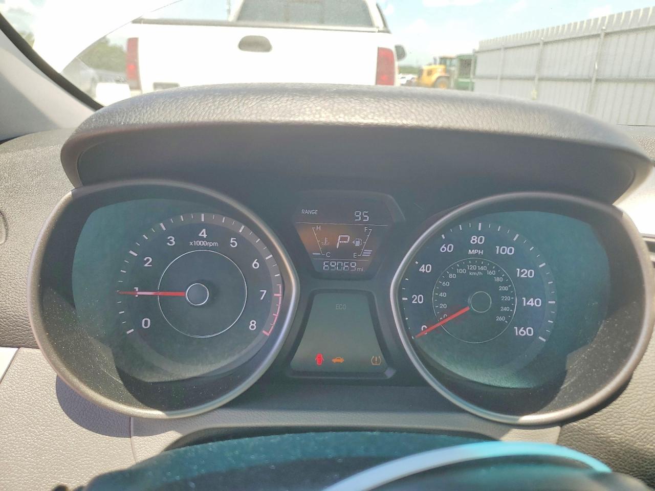 2014 Hyundai Elantra Limited Белый vin: 5NPDH4AE7EH467597