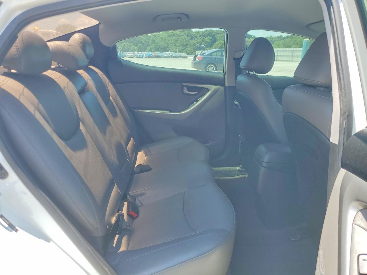 2014 Hyundai Elantra Limited Белый vin: 5NPDH4AE7EH467597