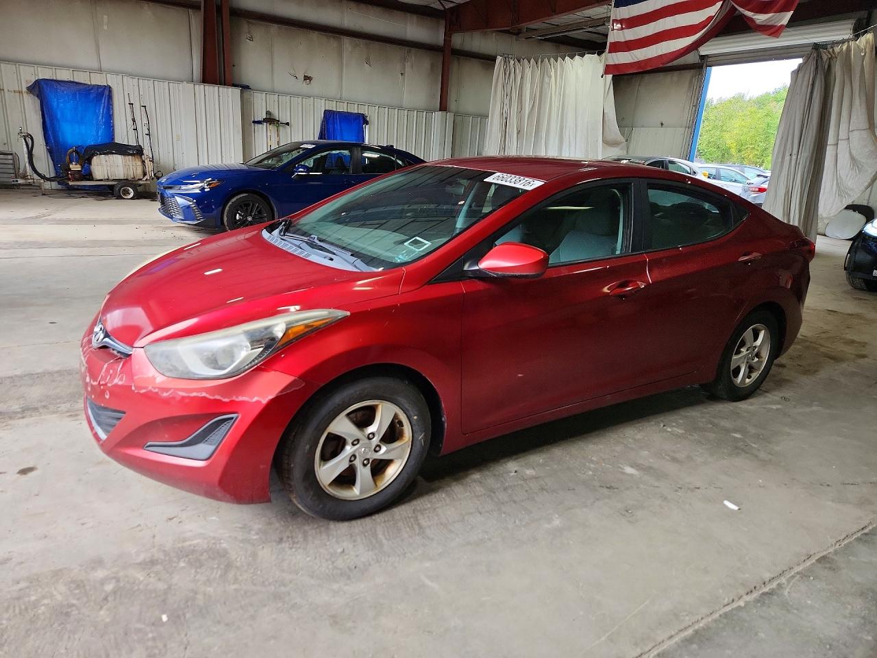 2014 Hyundai Elantra Se Red vin: 5NPDH4AE7EH476431