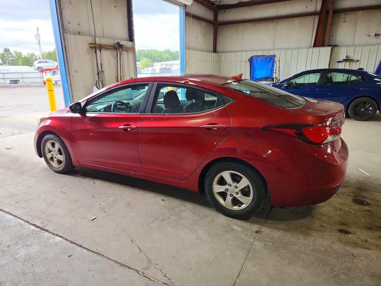 2014 Hyundai Elantra Se Red vin: 5NPDH4AE7EH476431