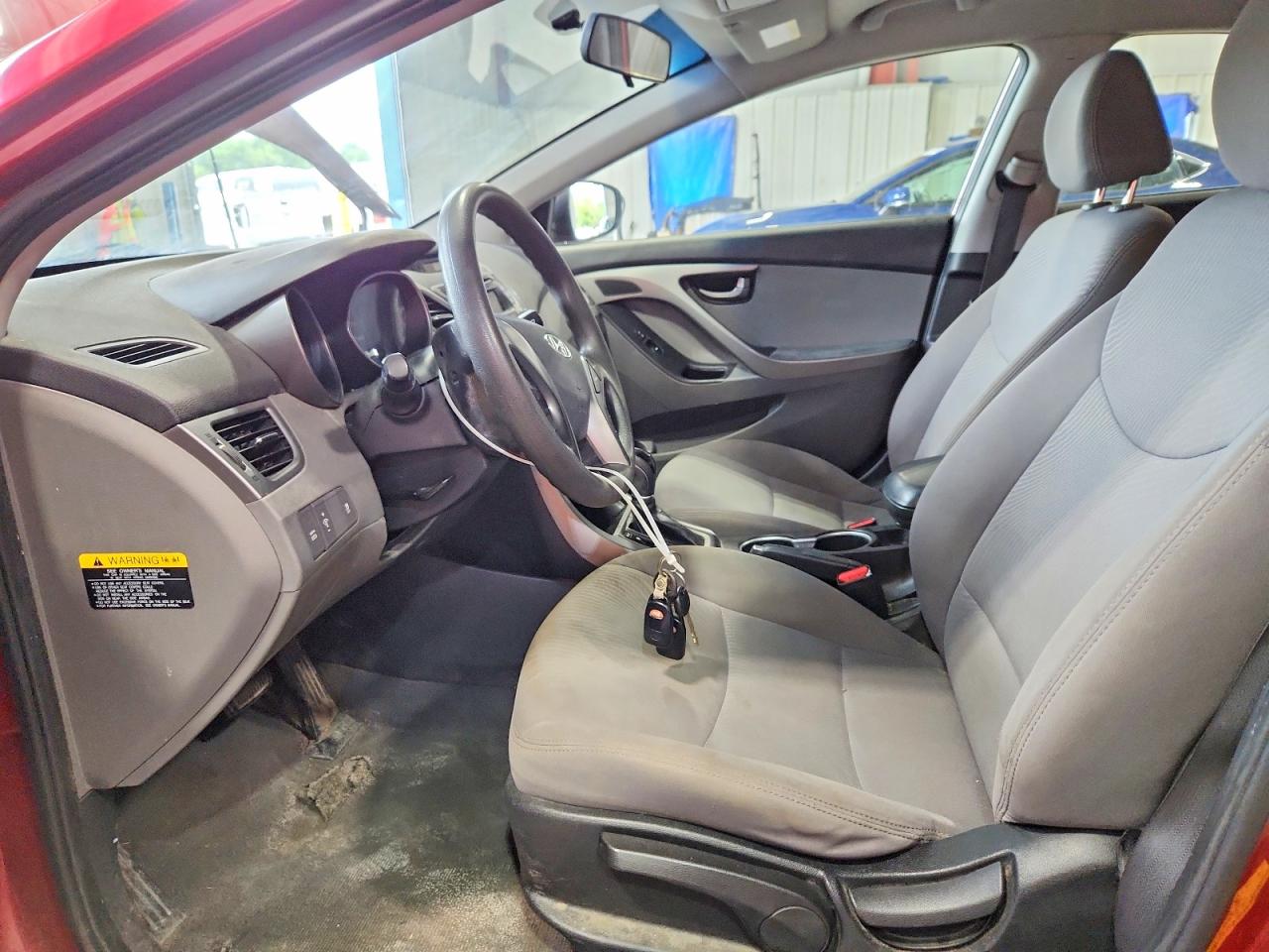 2014 Hyundai Elantra Se Red vin: 5NPDH4AE7EH476431