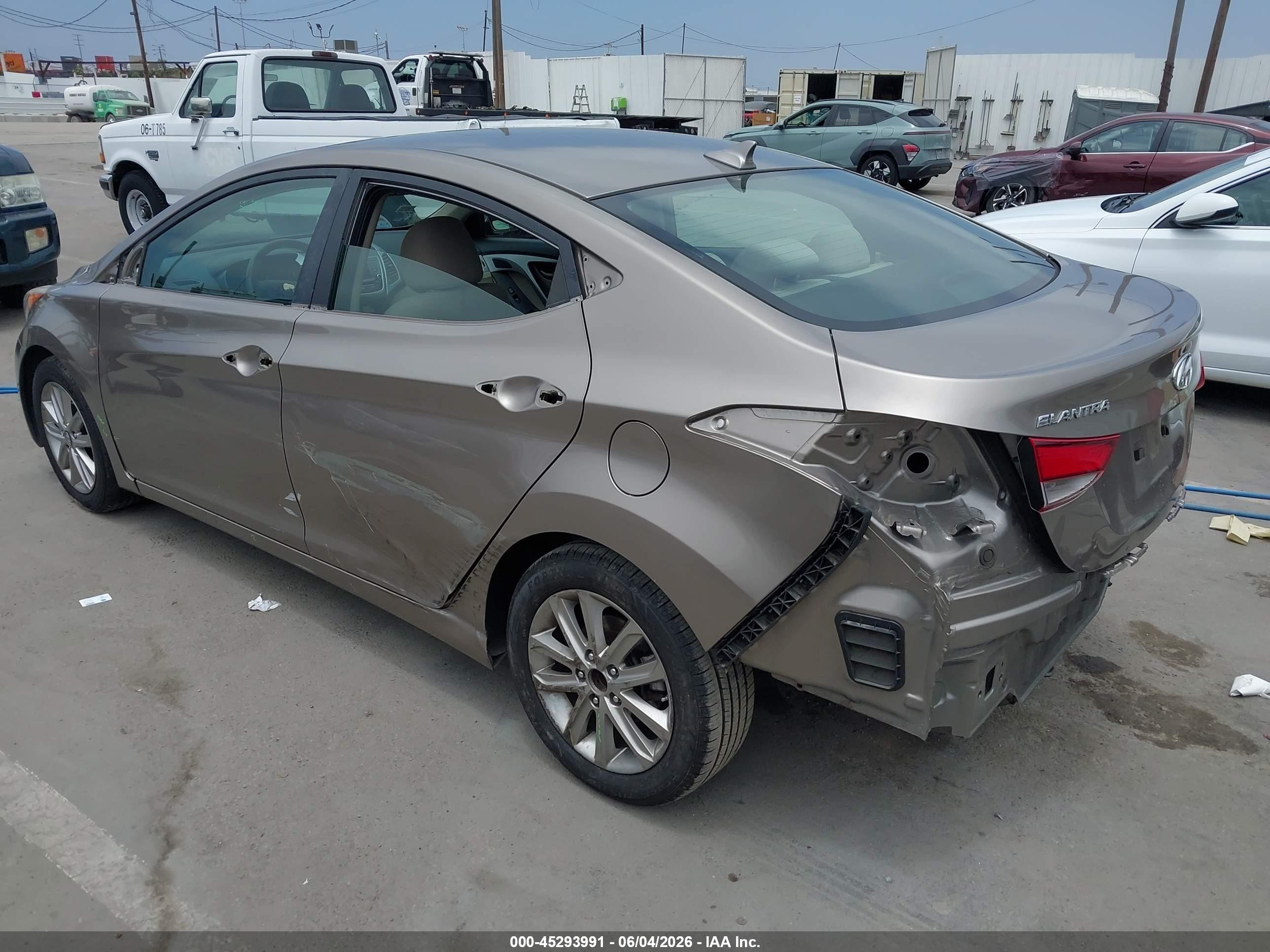 2014 Hyundai Elantra Se Silver vin: 5NPDH4AE7EH479457