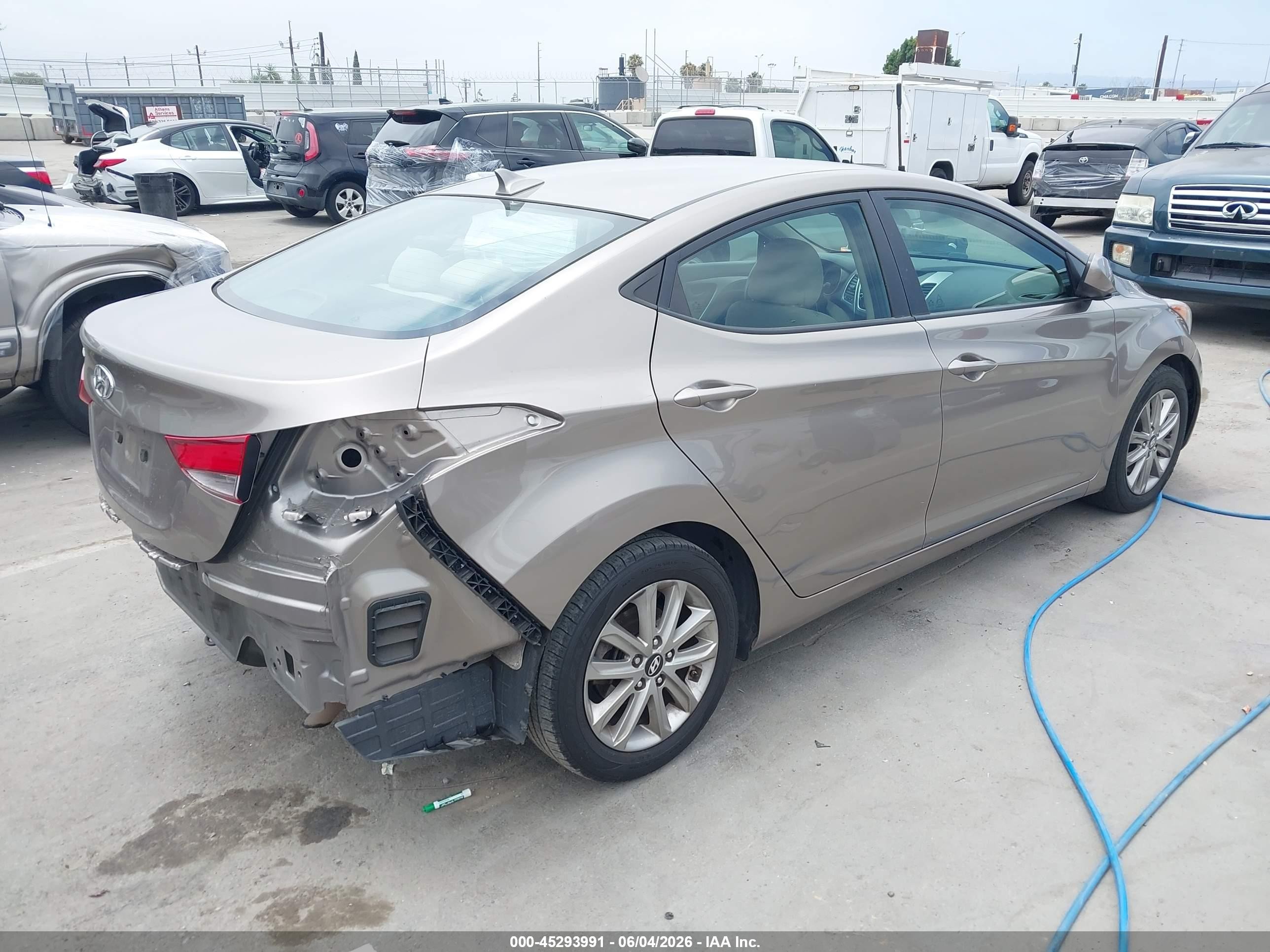 2014 Hyundai Elantra Se Silver vin: 5NPDH4AE7EH479457