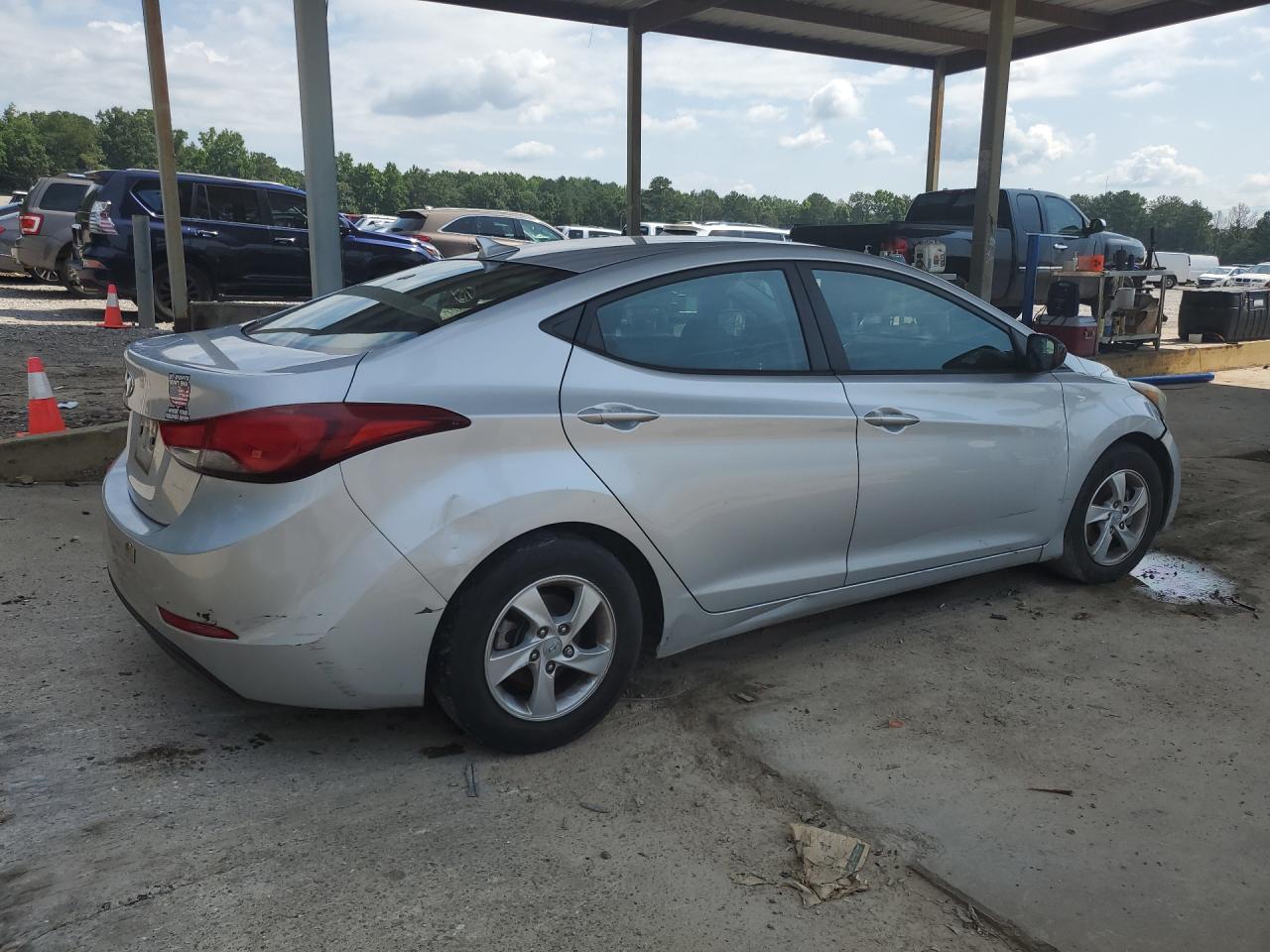 2014 Hyundai Elantra Se Silver vin: 5NPDH4AE7EH480477 Damage: Right Qtr Panel, Dent(S) W/ Paint Dmg, 8 To 9 Inches