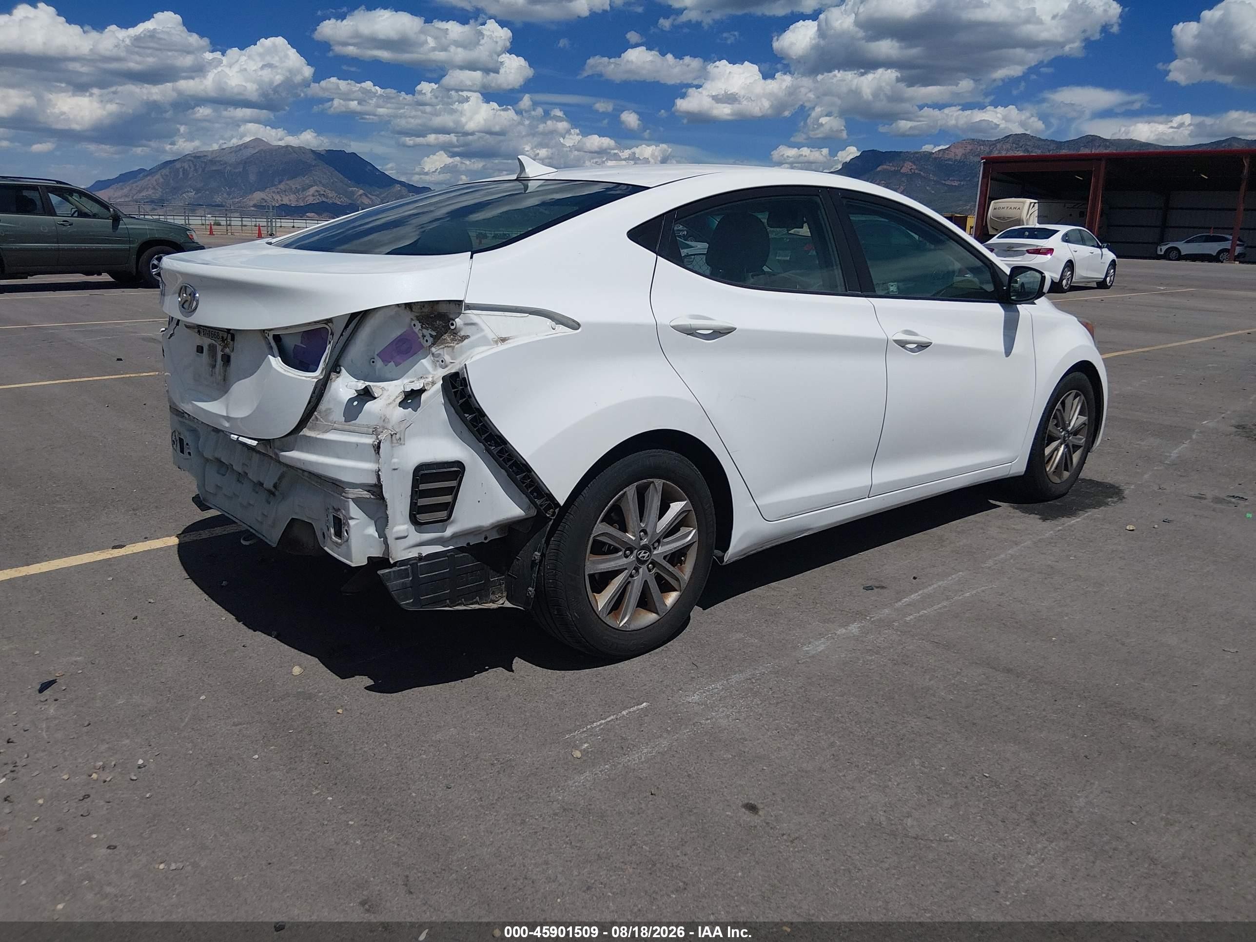 2014 Hyundai Elantra Se Белый vin: 5NPDH4AE7EH483377