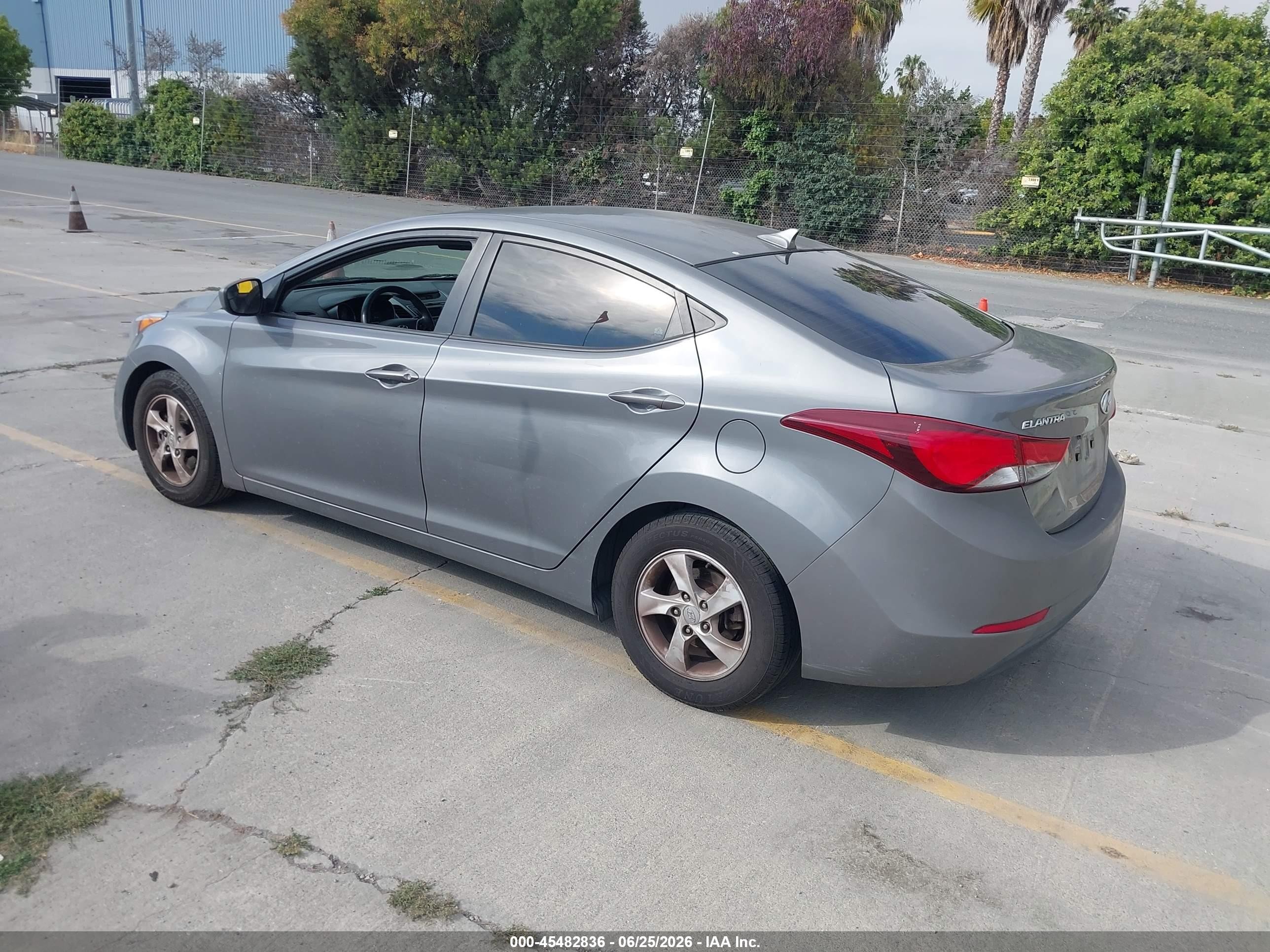 2014 Hyundai Elantra Se Gray vin: 5NPDH4AE7EH485582