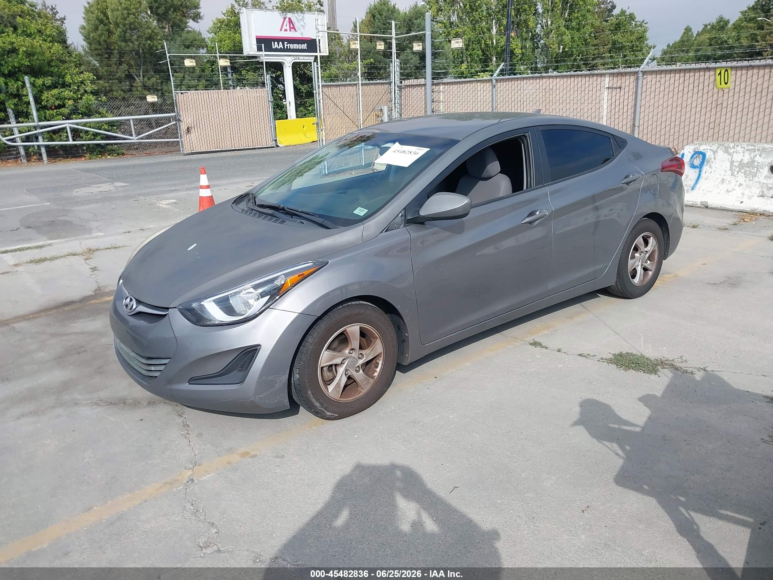 2014 Hyundai Elantra Se Gray vin: 5NPDH4AE7EH485582