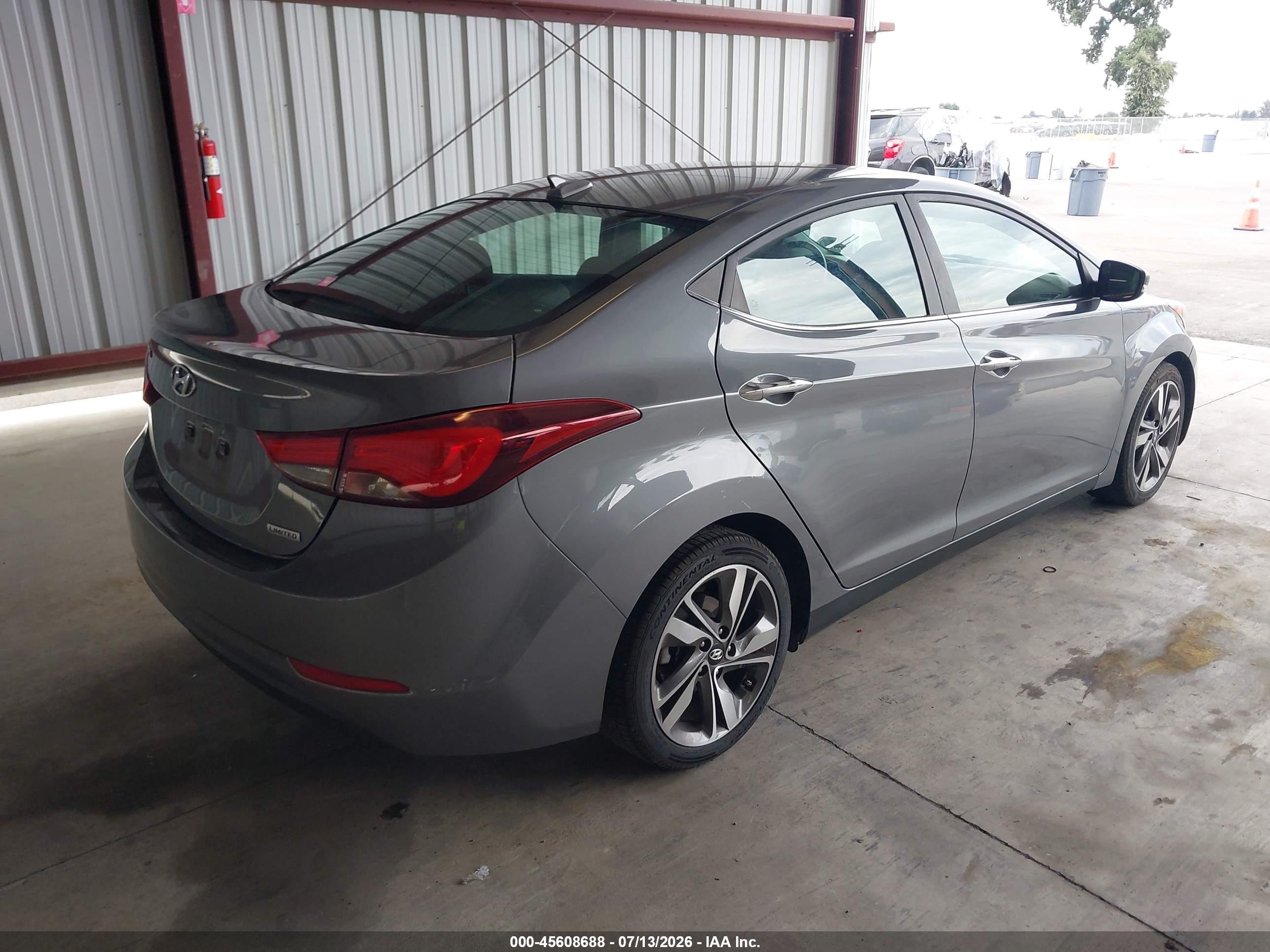 2014 Hyundai Elantra Limited Silver vin: 5NPDH4AE7EH487560
