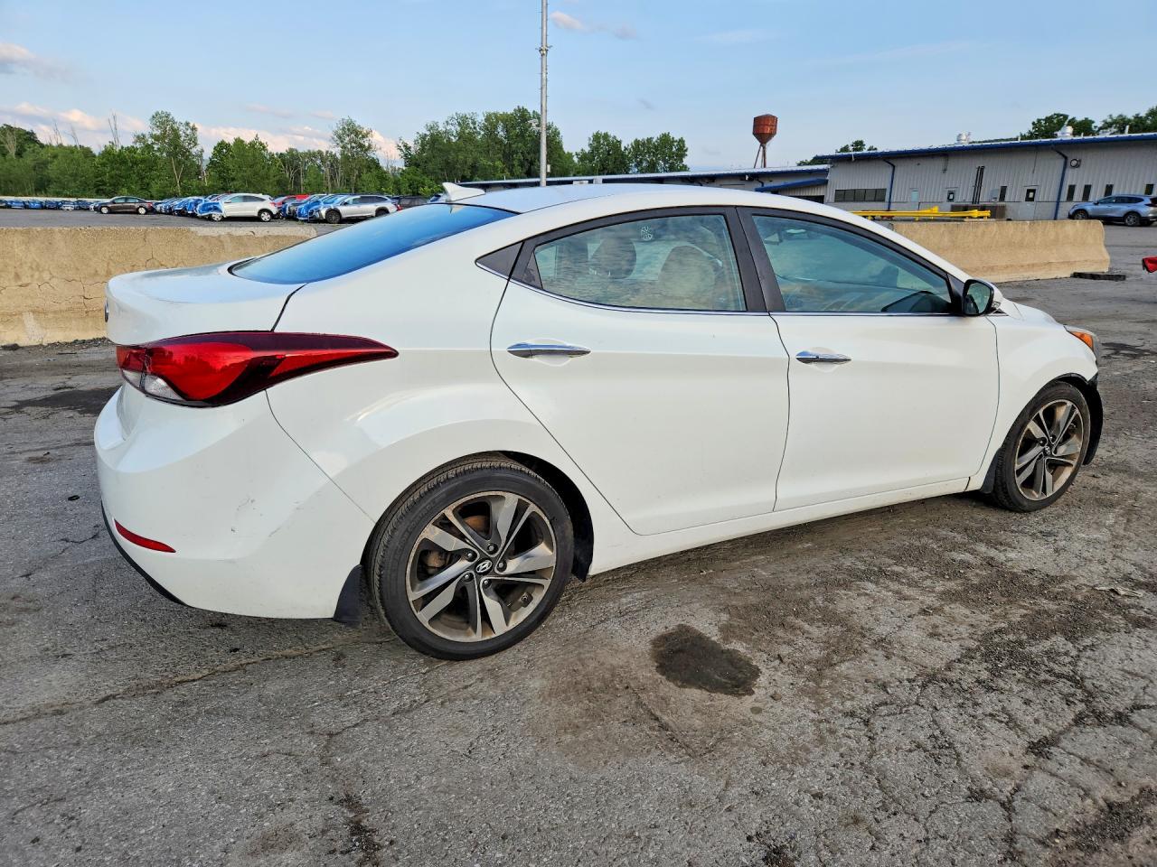 2014 Hyundai Elantra Limited White vin: 5NPDH4AE7EH489308