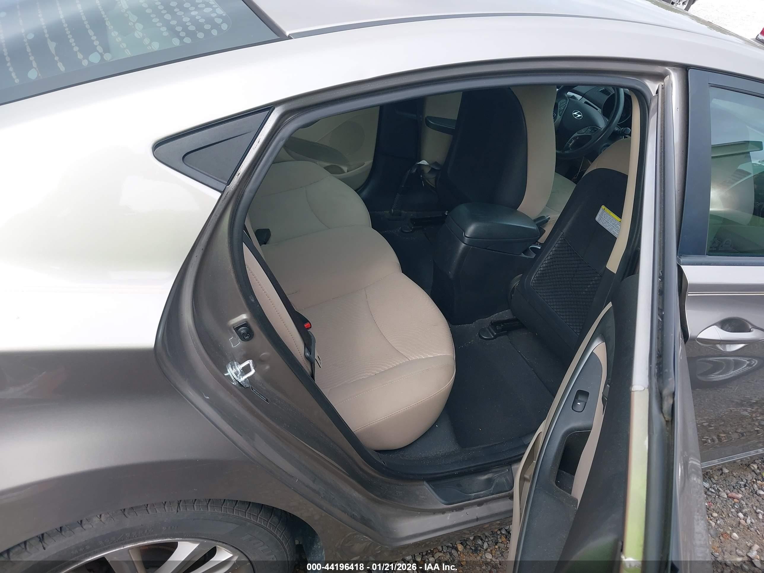 2014 Hyundai Elantra Se Коричневый vin: 5NPDH4AE7EH489907