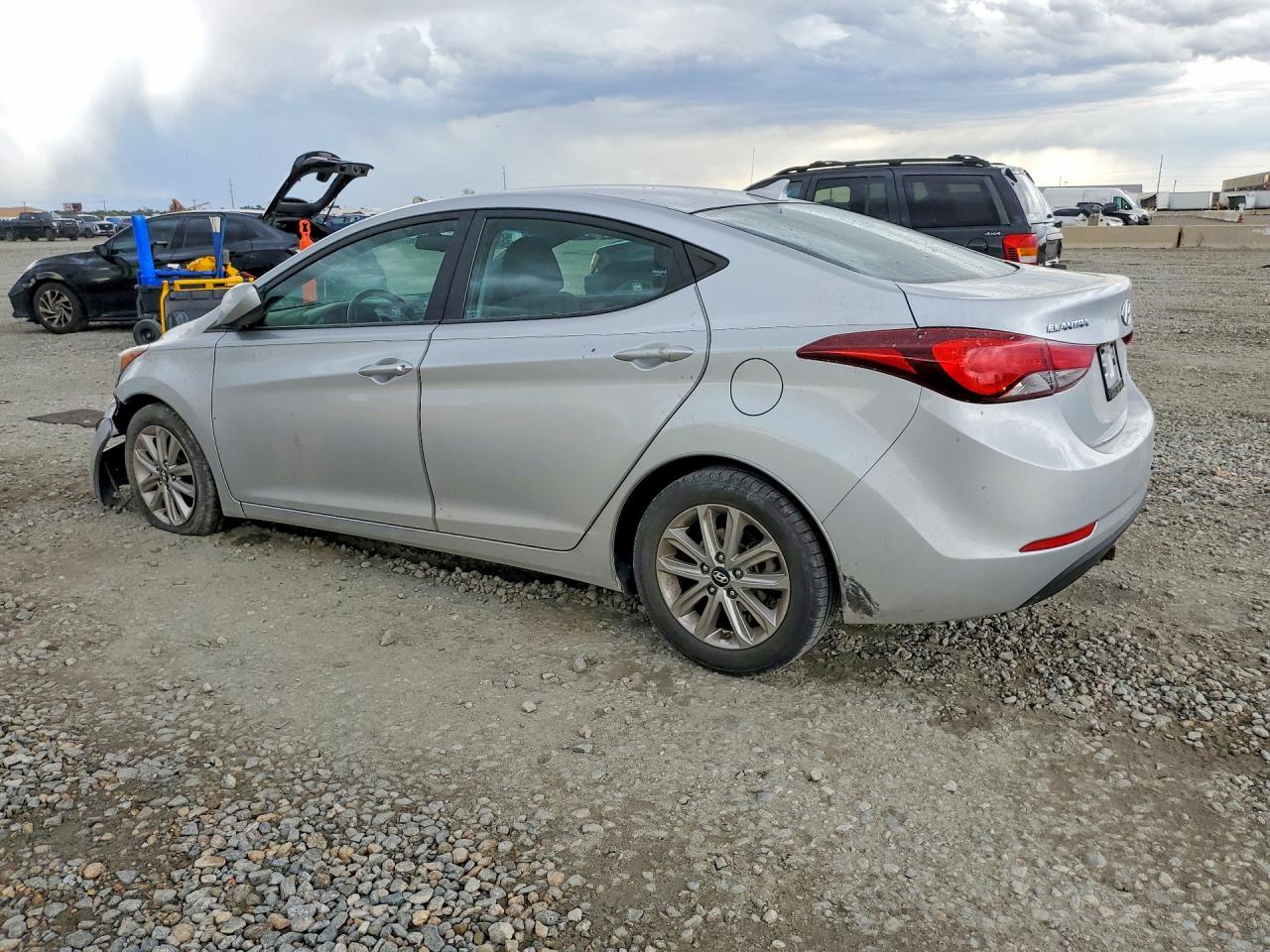 2014 Hyundai Elantra Se Silver vin: 5NPDH4AE7EH492211