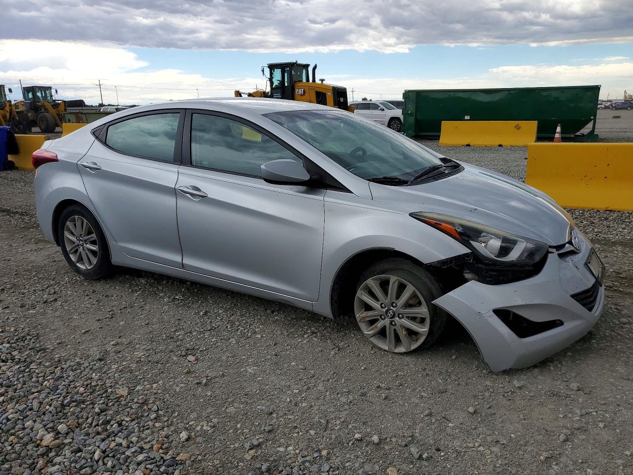 2014 Hyundai Elantra Se Silver vin: 5NPDH4AE7EH492211