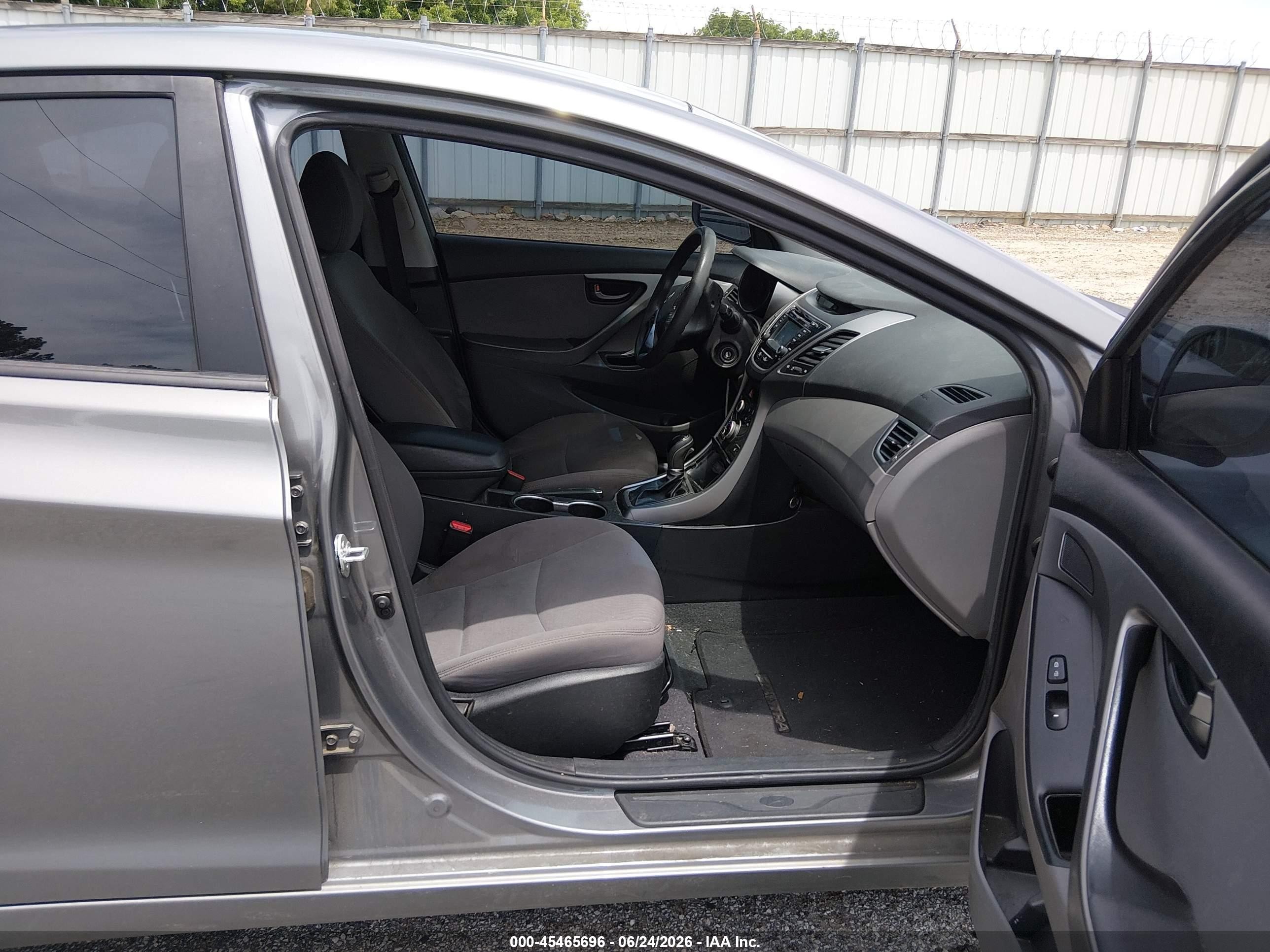2014 Hyundai Elantra Se Gray vin: 5NPDH4AE7EH517043