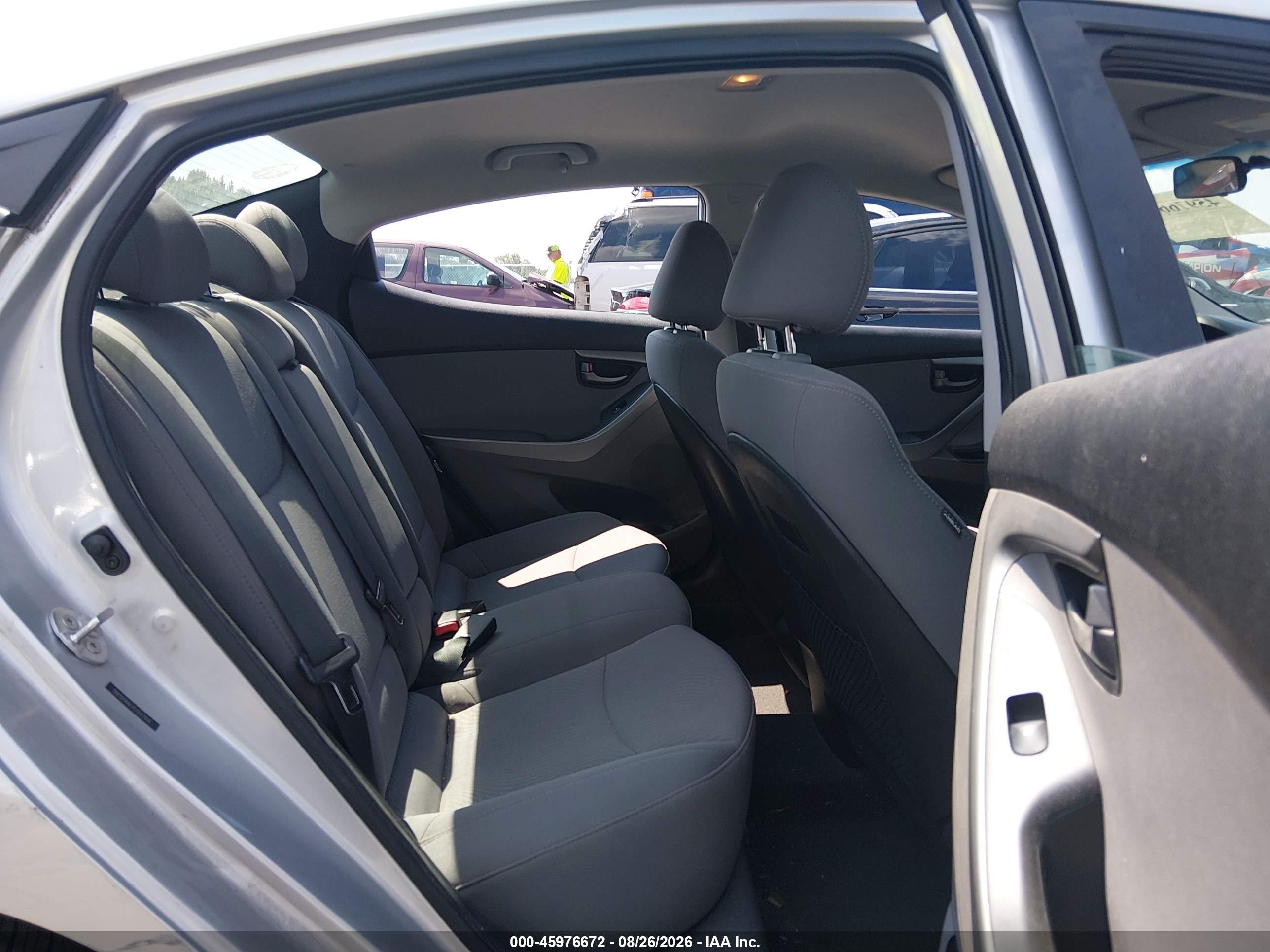 2014 Hyundai Elantra Se Silver vin: 5NPDH4AE7EH517916
