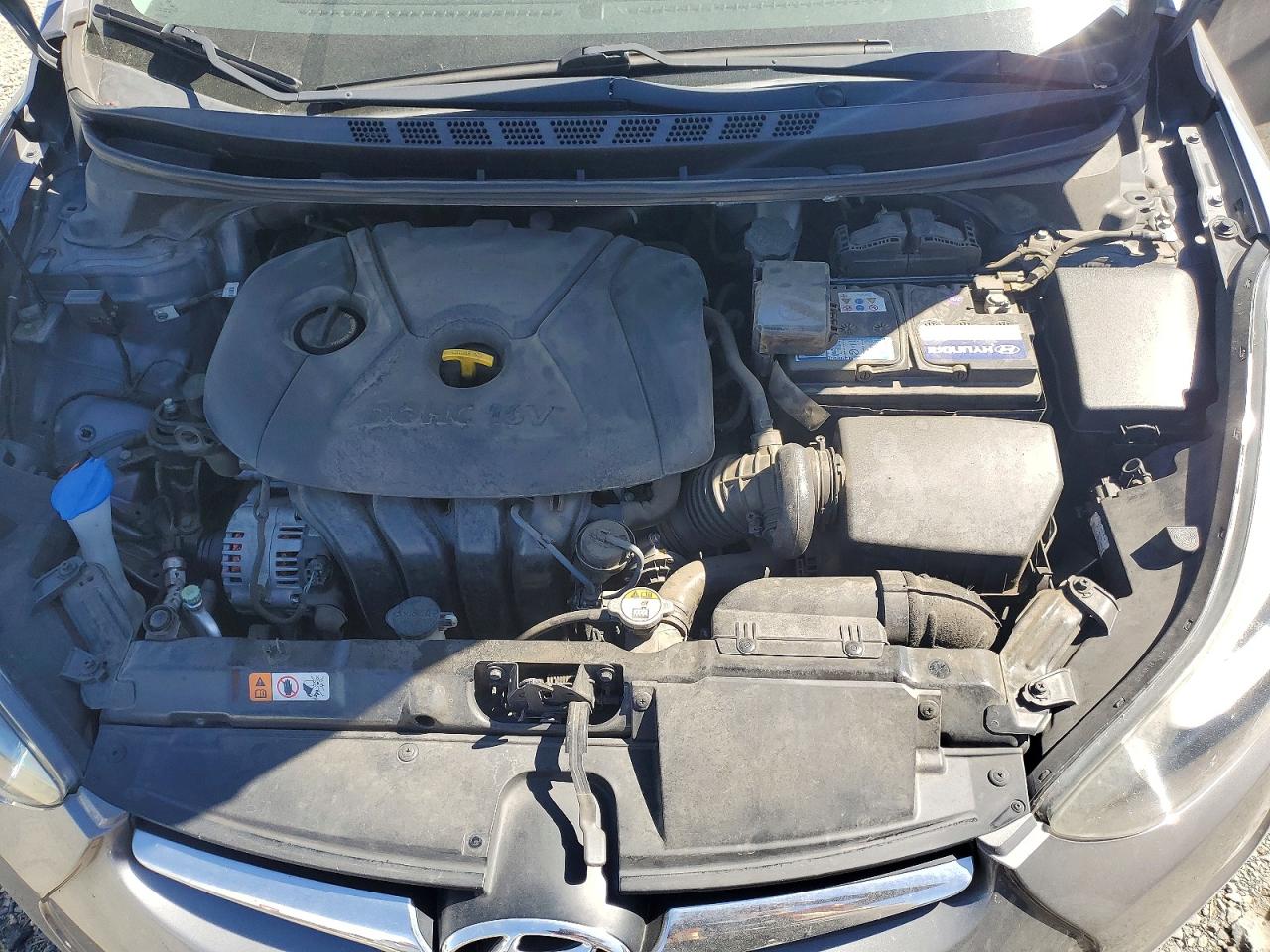 2014 Hyundai Elantra Se Silver vin: 5NPDH4AE7EH519116