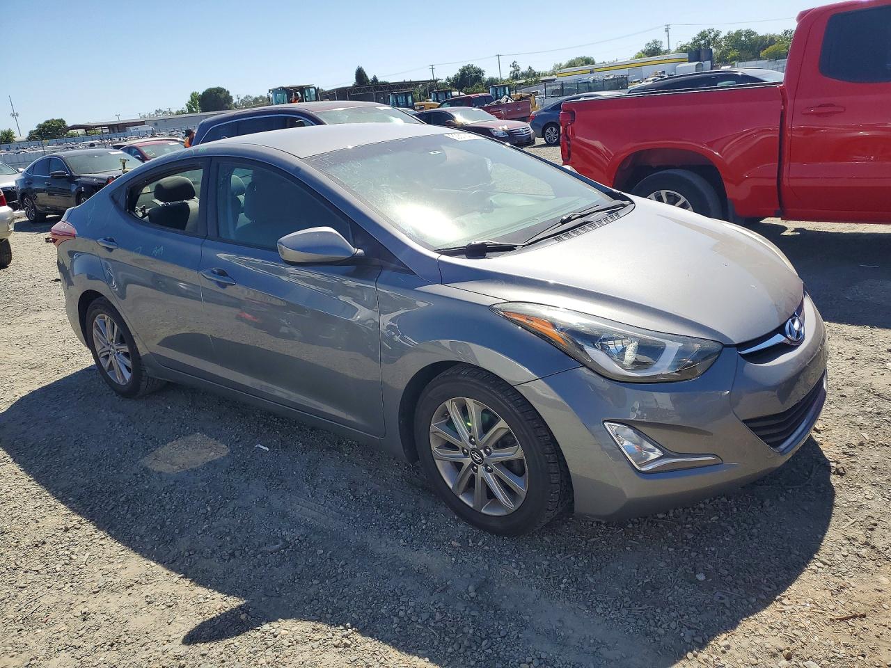 2014 Hyundai Elantra Se Silver vin: 5NPDH4AE7EH519116