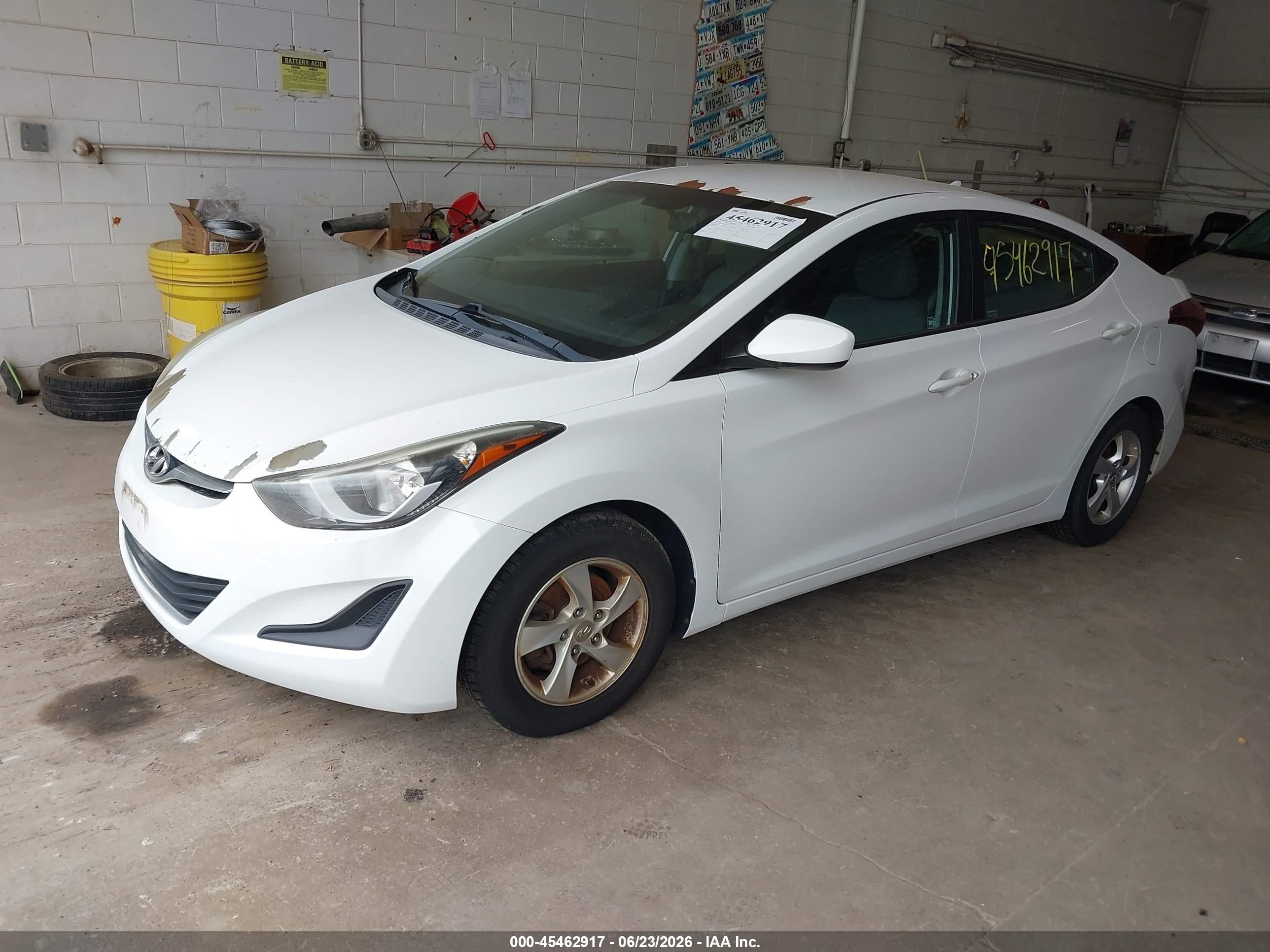 2014 Hyundai Elantra Se Белый vin: 5NPDH4AE7EH527703