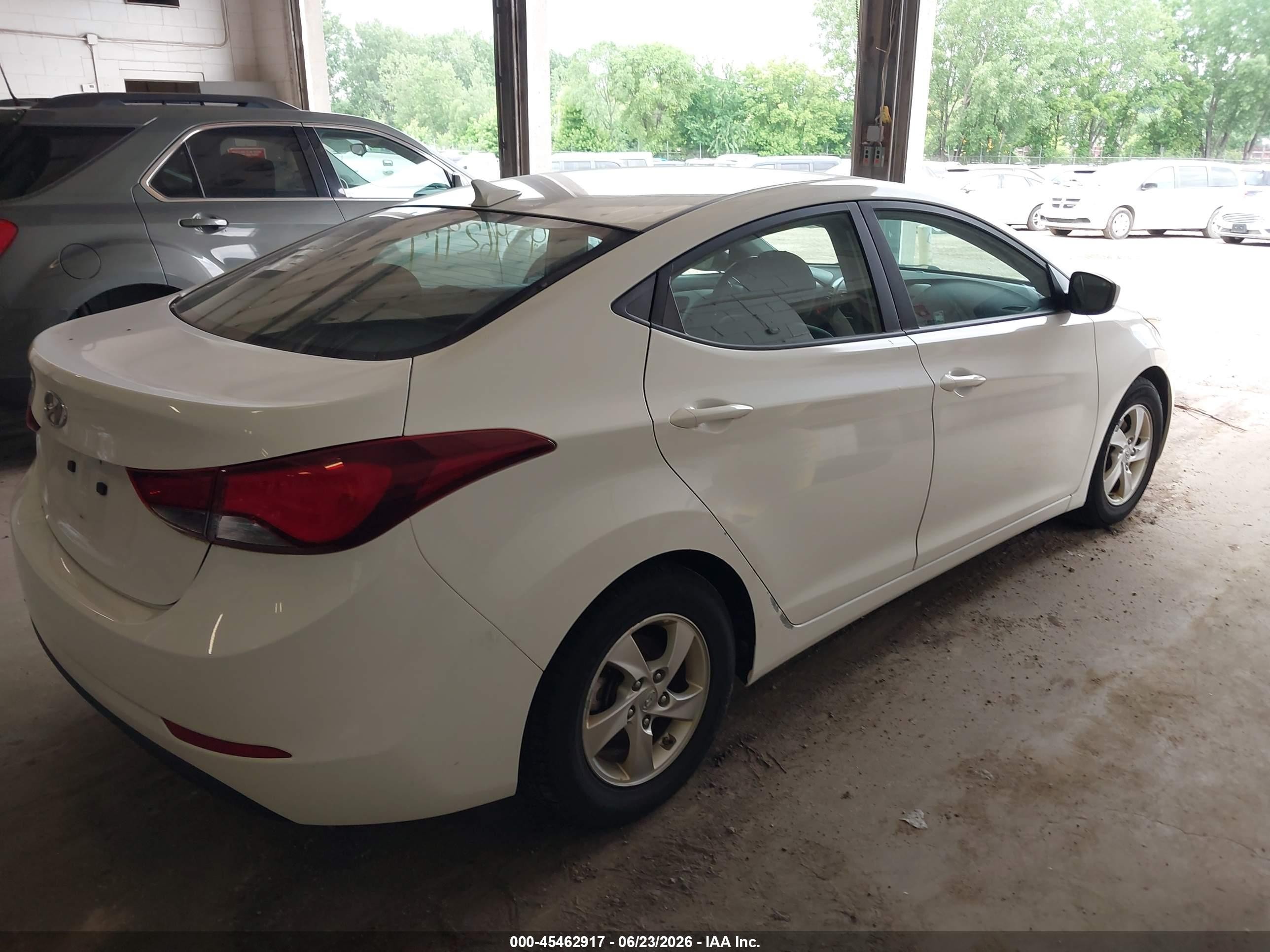 2014 Hyundai Elantra Se Белый vin: 5NPDH4AE7EH527703