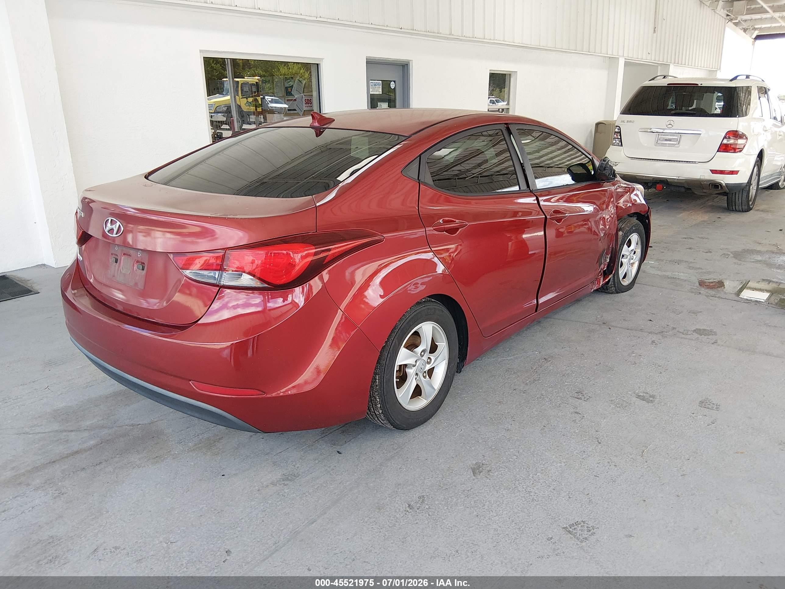 2014 Hyundai Elantra Se Red vin: 5NPDH4AE7EH534585