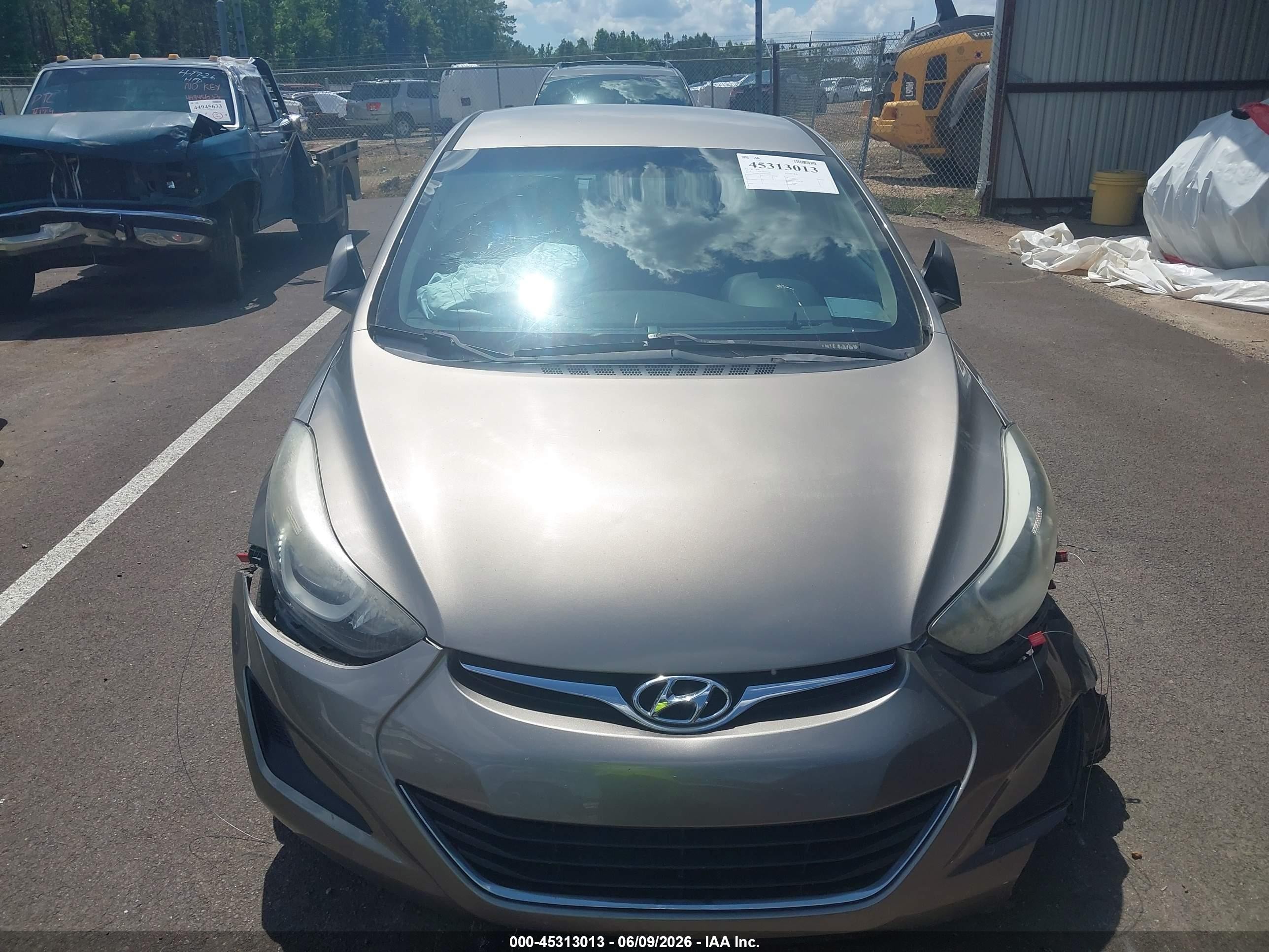 2014 Hyundai Elantra Se Champagne vin: 5NPDH4AE7EH538295