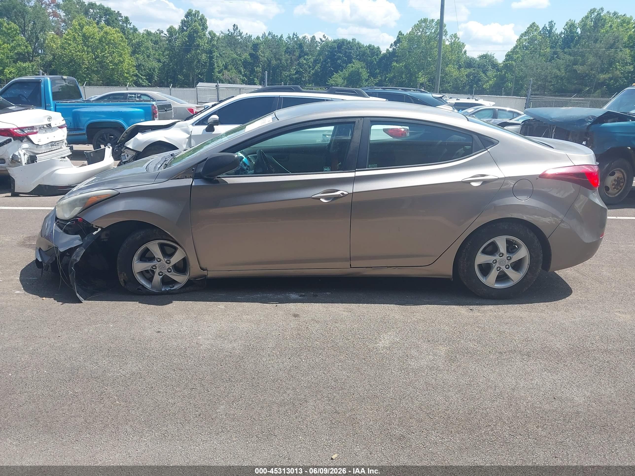 2014 Hyundai Elantra Se Champagne vin: 5NPDH4AE7EH538295