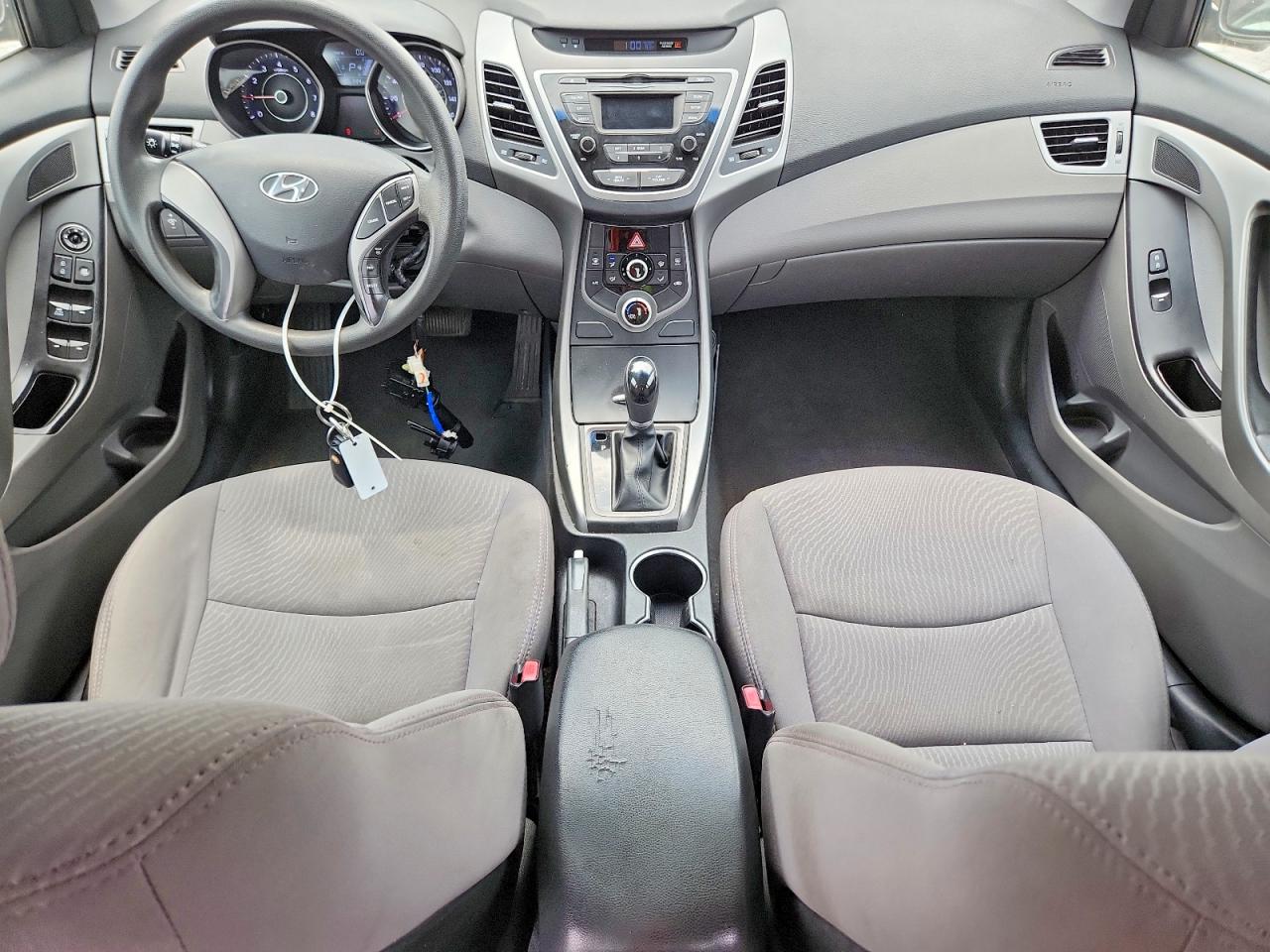 2015 Hyundai Elantra Se Белый vin: 5NPDH4AE7FH552389