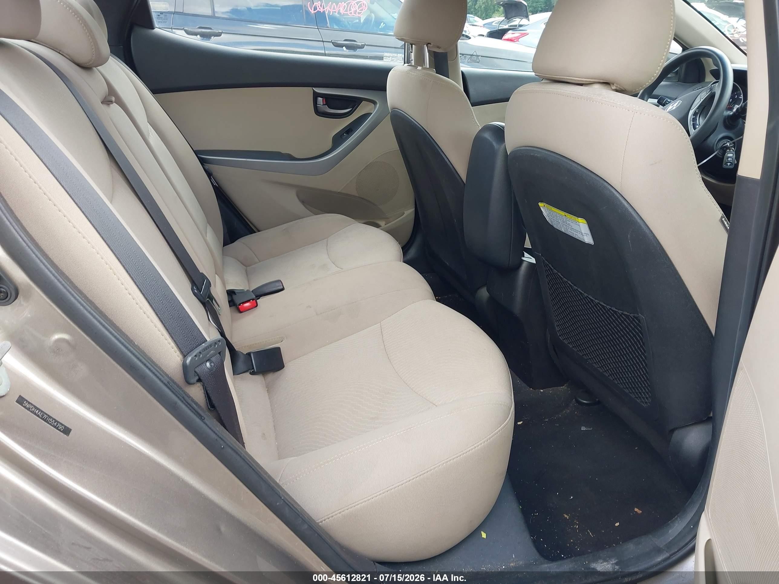 2015 Hyundai Elantra Se Tan vin: 5NPDH4AE7FH554790