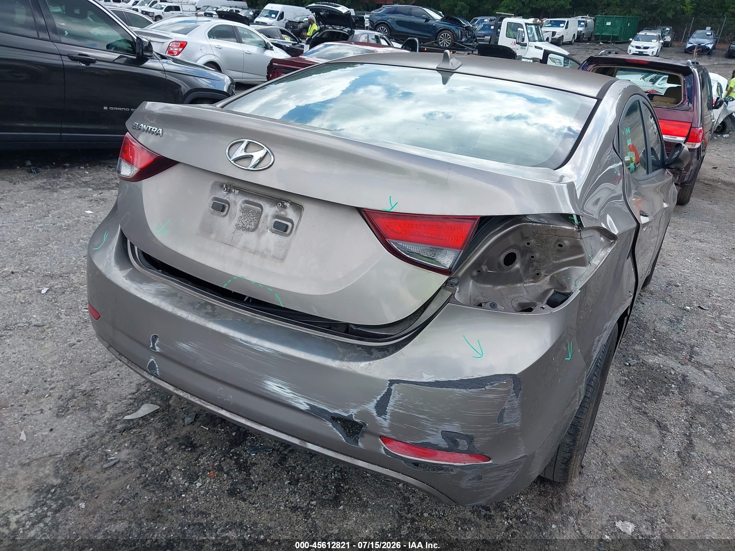 2015 Hyundai Elantra Se Tan vin: 5NPDH4AE7FH554790