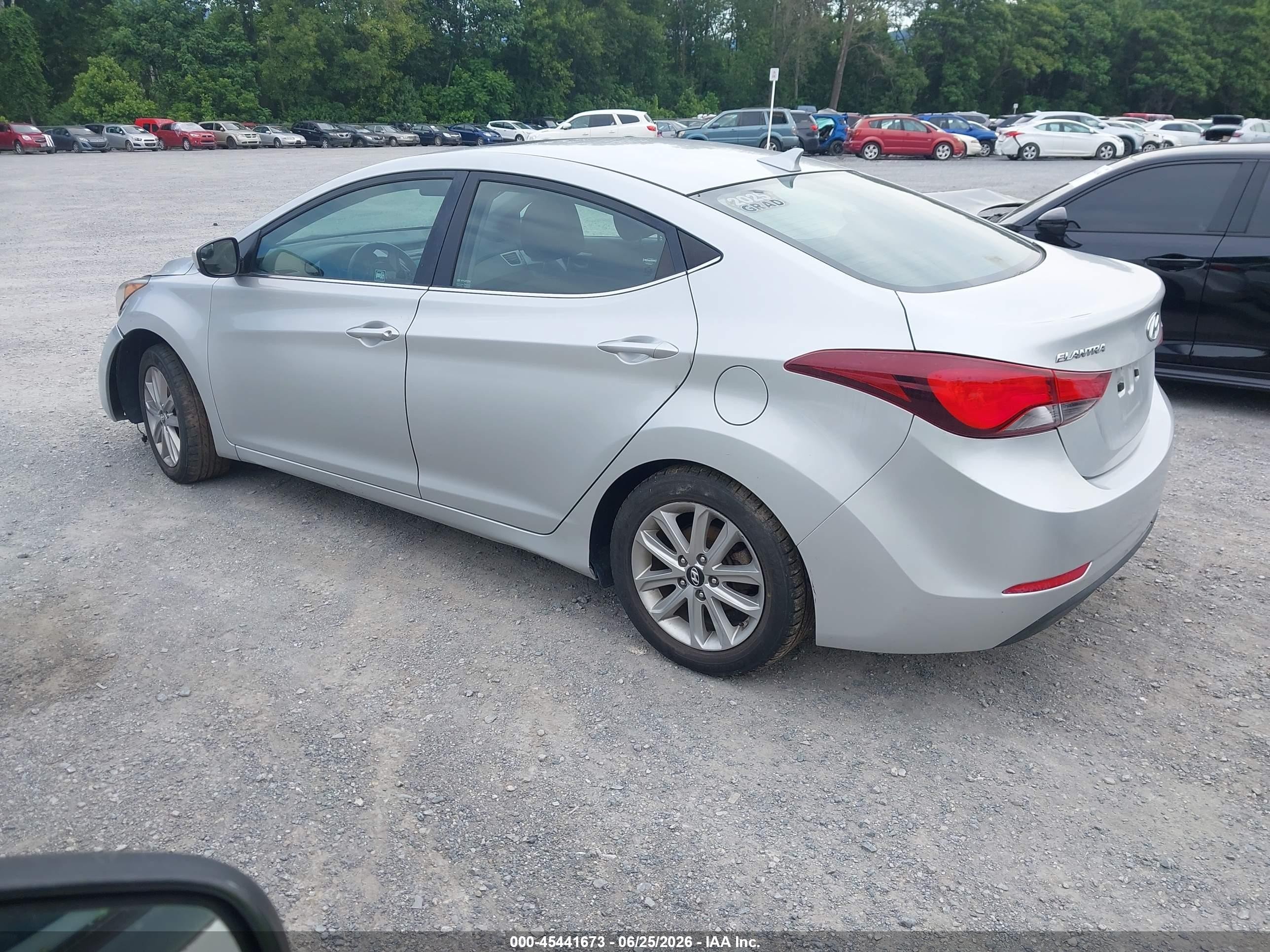 2015 Hyundai Elantra Se Silver vin: 5NPDH4AE7FH555454