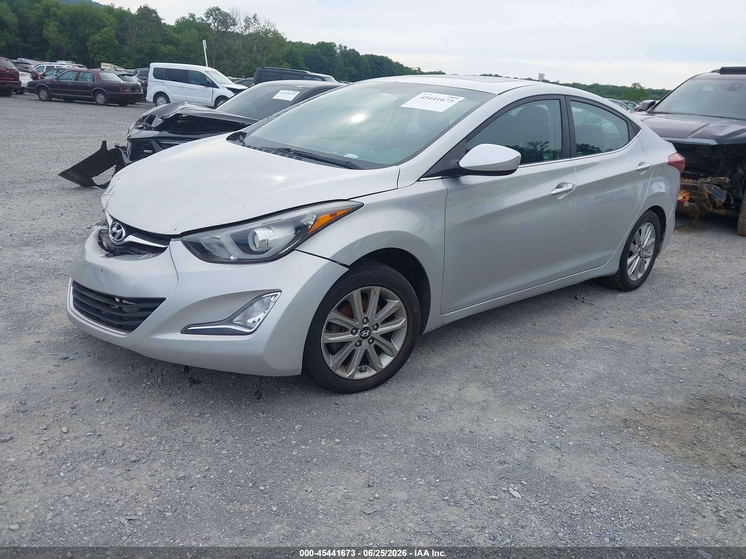 2015 Hyundai Elantra Se Silver vin: 5NPDH4AE7FH555454