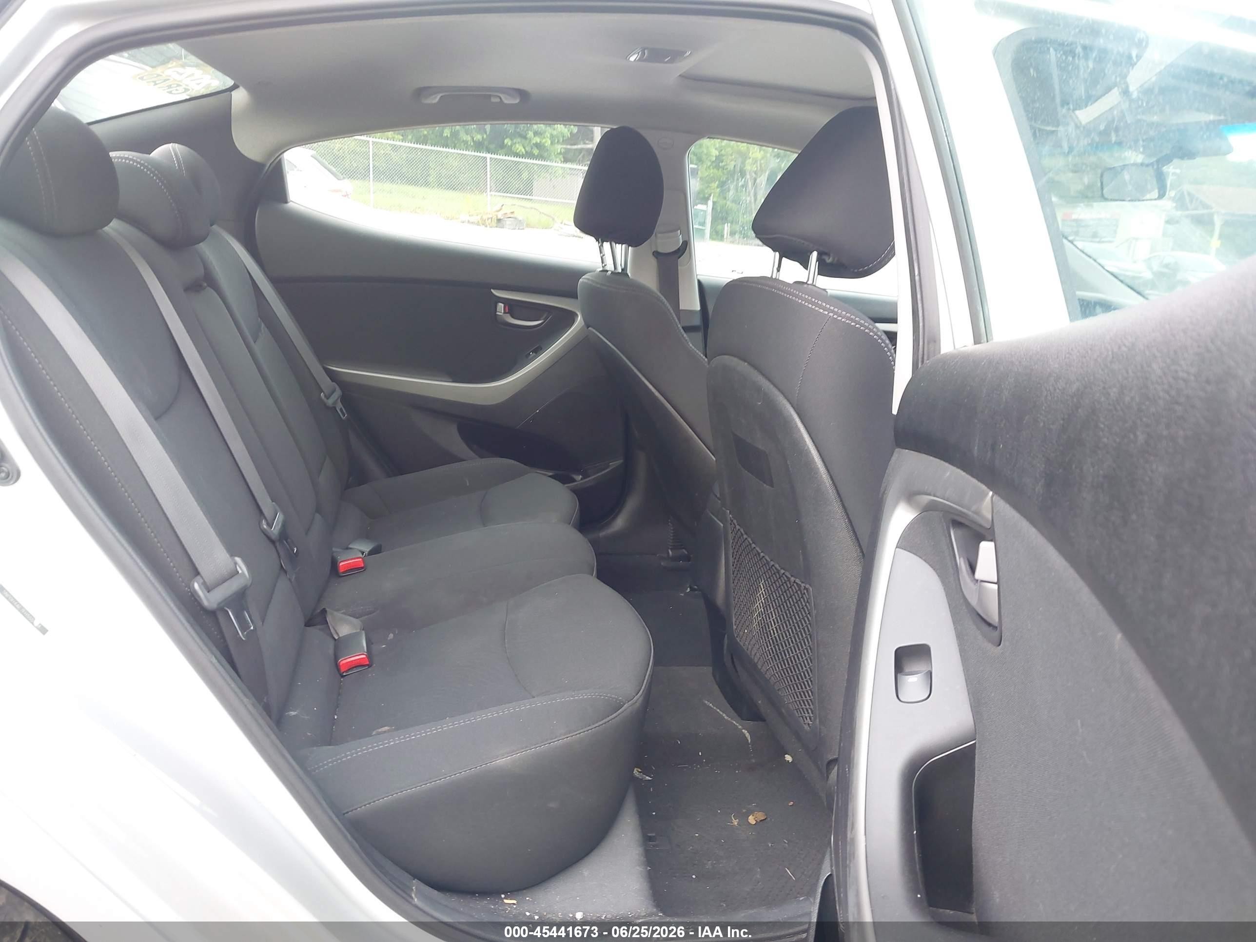 2015 Hyundai Elantra Se Silver vin: 5NPDH4AE7FH555454
