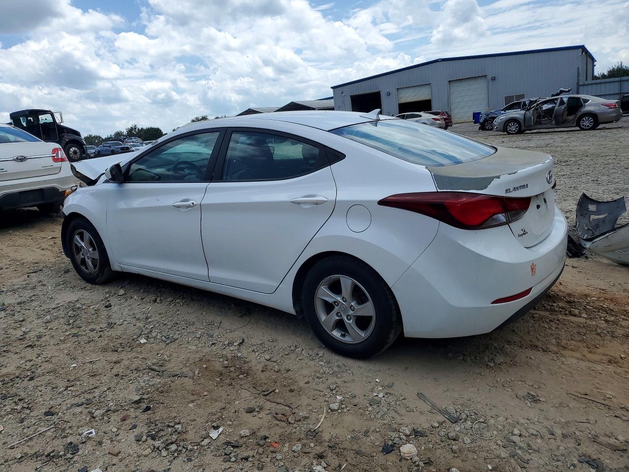2015 Hyundai Elantra Se White vin: 5NPDH4AE7FH556927