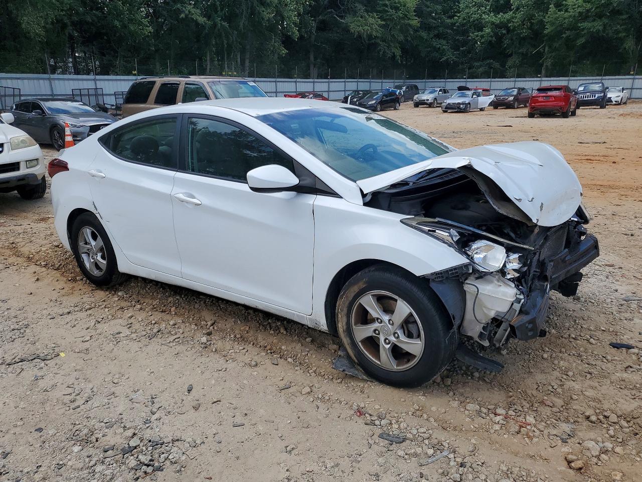 2015 Hyundai Elantra Se White vin: 5NPDH4AE7FH556927