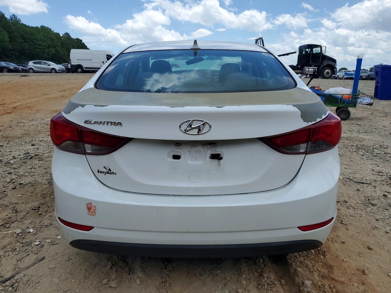 2015 Hyundai Elantra Se White vin: 5NPDH4AE7FH556927