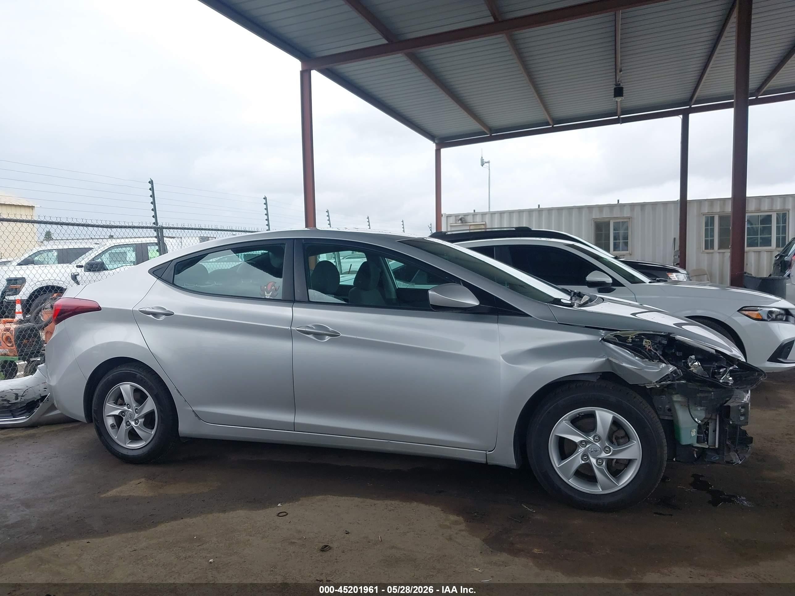2015 Hyundai Elantra Se Silver vin: 5NPDH4AE7FH564428