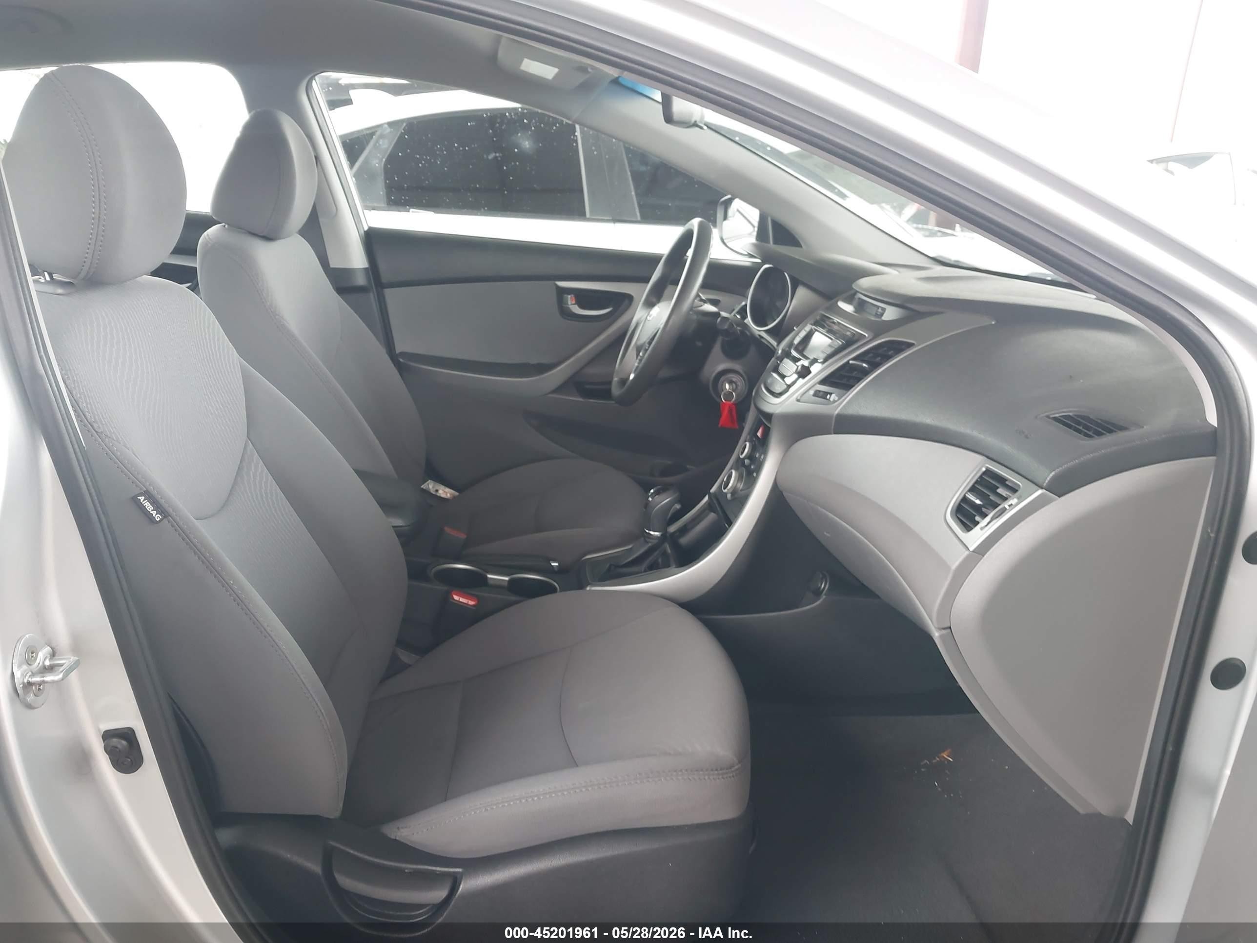 2015 Hyundai Elantra Se Silver vin: 5NPDH4AE7FH564428