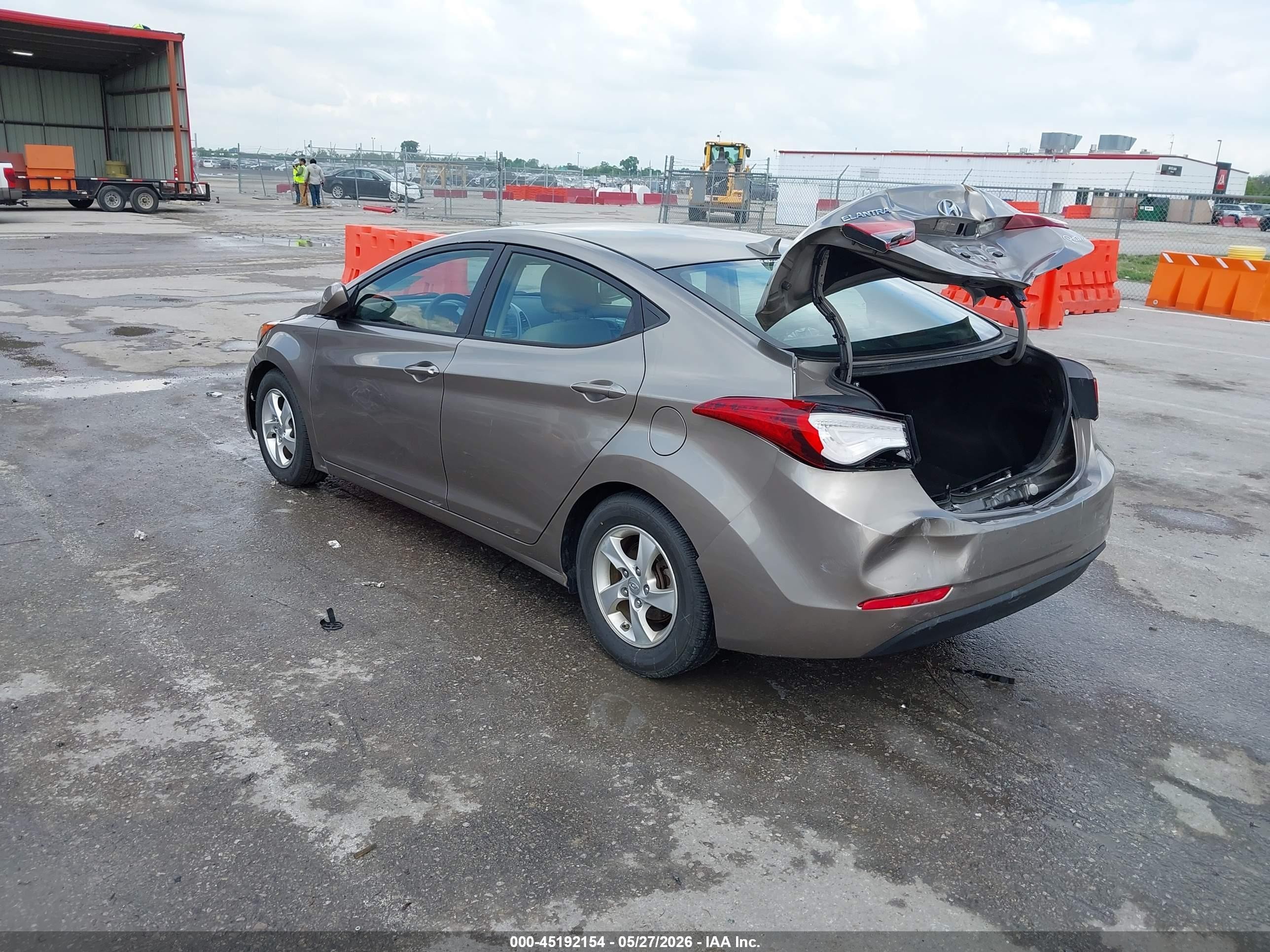 2015 Hyundai Elantra Se Beige vin: 5NPDH4AE7FH566339