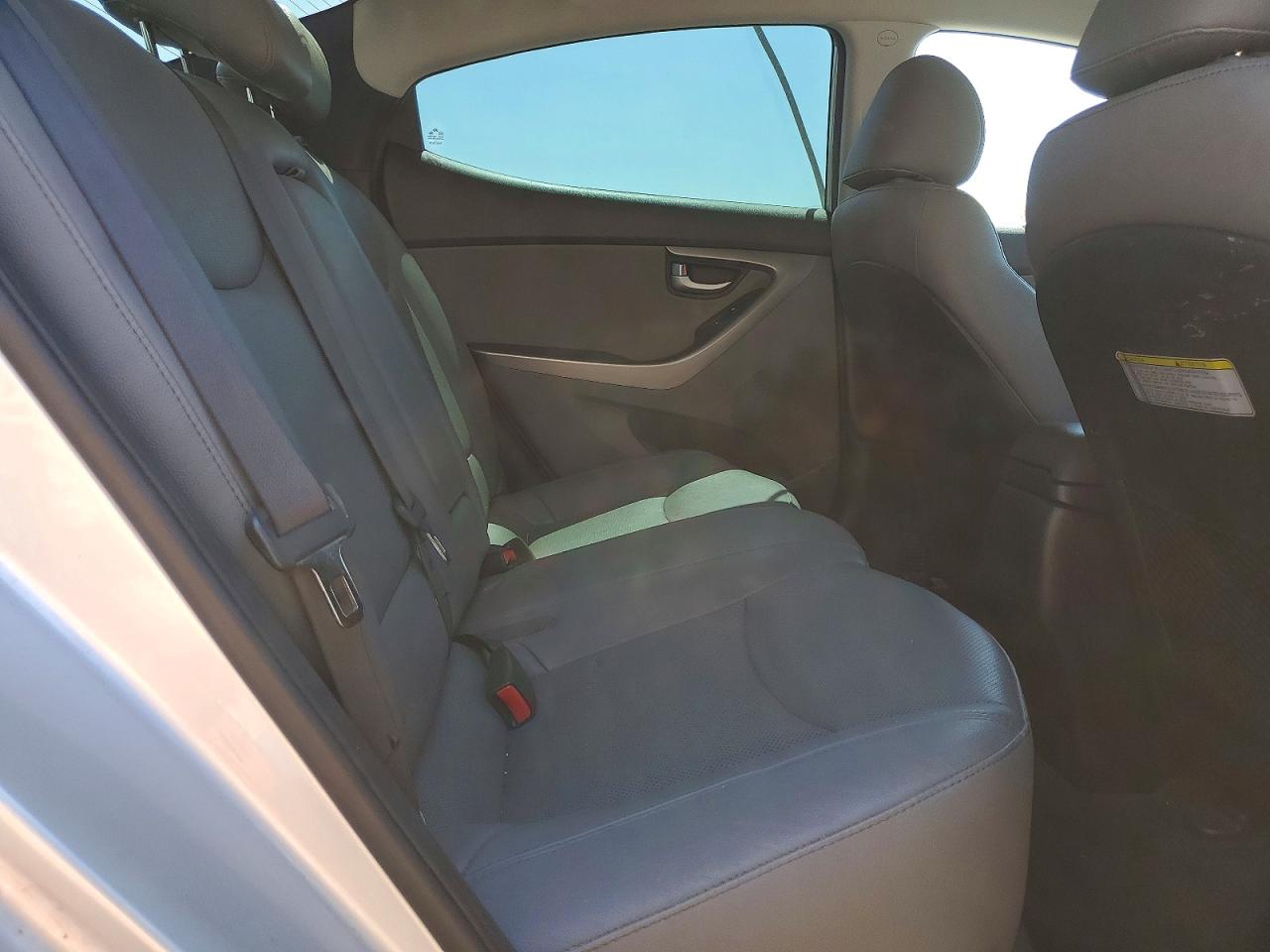 2015 Hyundai Elantra Limited Silver vin: 5NPDH4AE7FH567183