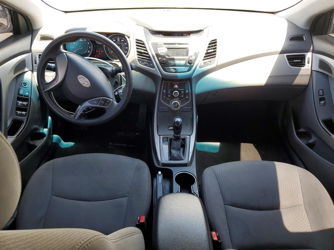 2015 Hyundai Elantra Se Серебряный vin: 5NPDH4AE7FH572304