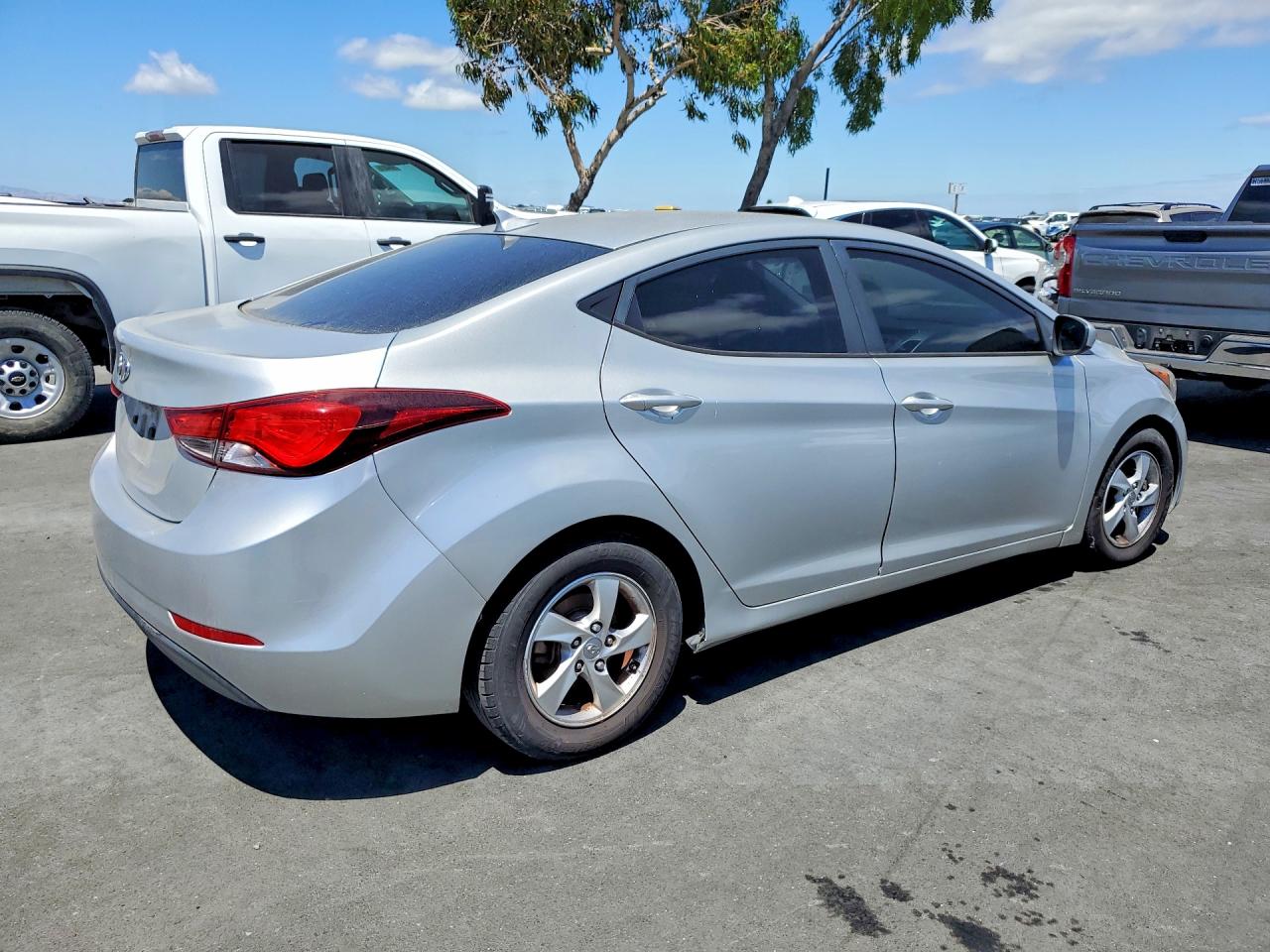 2015 Hyundai Elantra Se Серебряный vin: 5NPDH4AE7FH572304