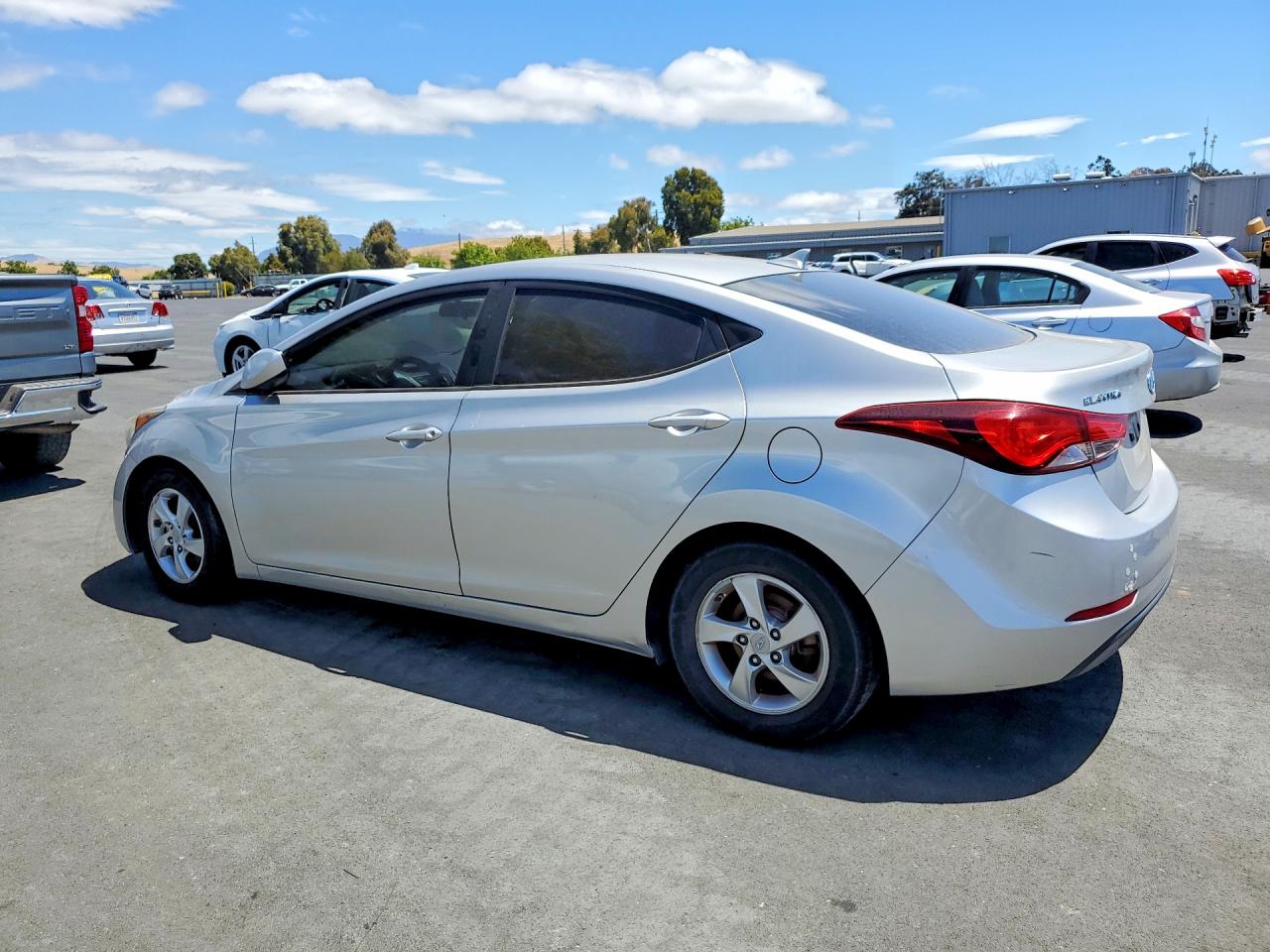 2015 Hyundai Elantra Se Серебряный vin: 5NPDH4AE7FH572304