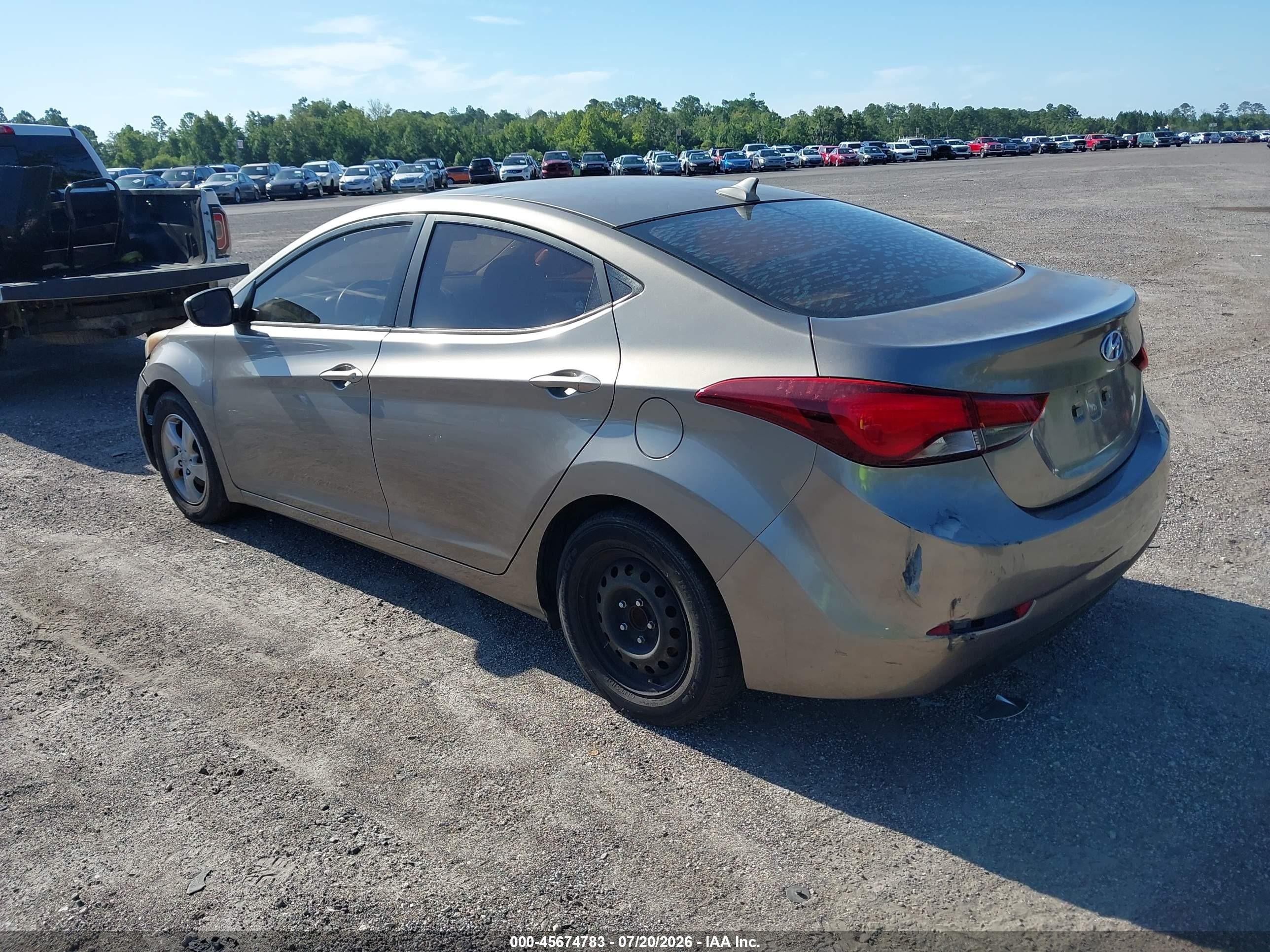 2015 Hyundai Elantra Se Brown vin: 5NPDH4AE7FH581987