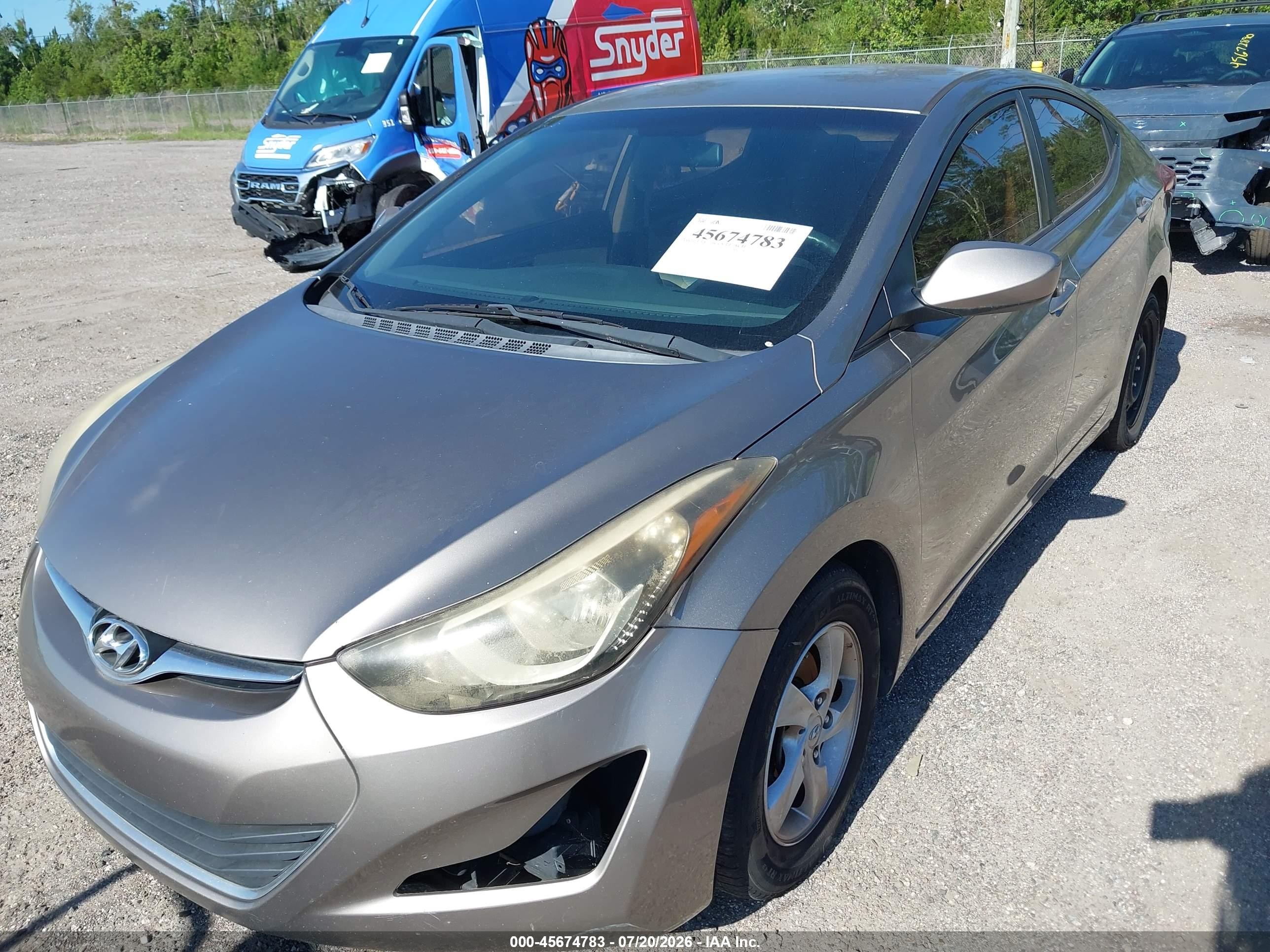 2015 Hyundai Elantra Se Brown vin: 5NPDH4AE7FH581987