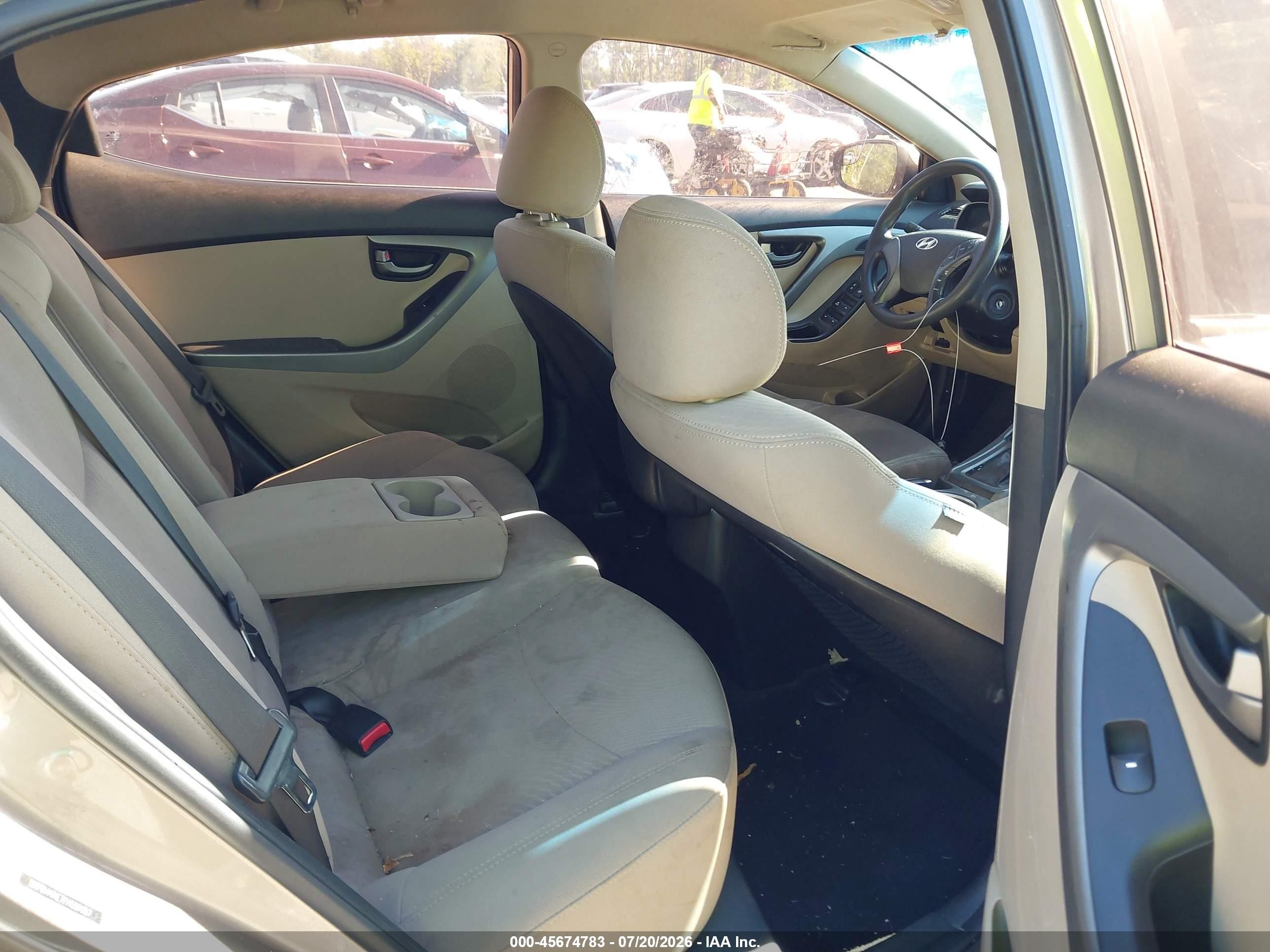 2015 Hyundai Elantra Se Brown vin: 5NPDH4AE7FH581987
