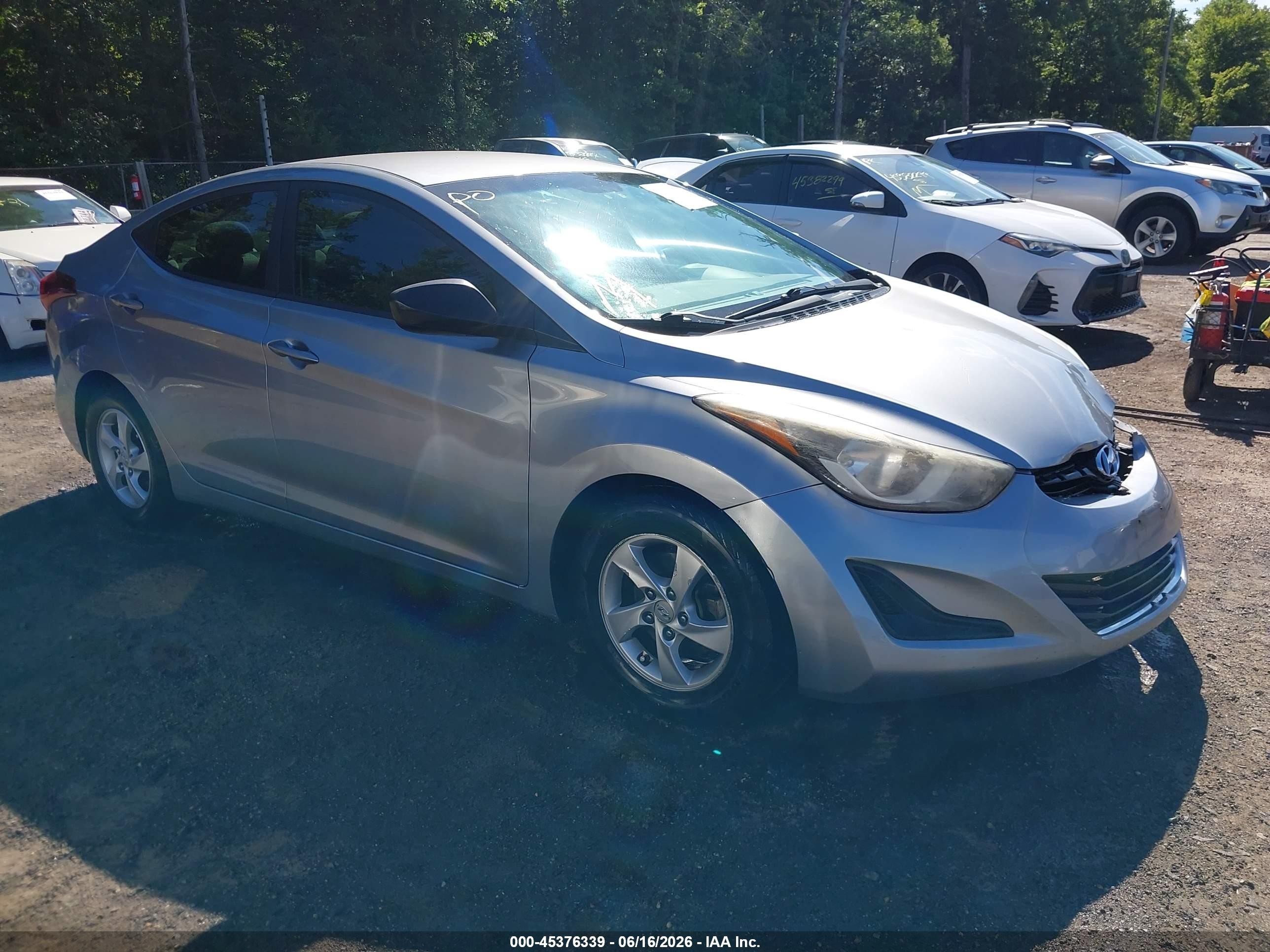 2015 Hyundai Elantra Se Gray vin: 5NPDH4AE7FH584758