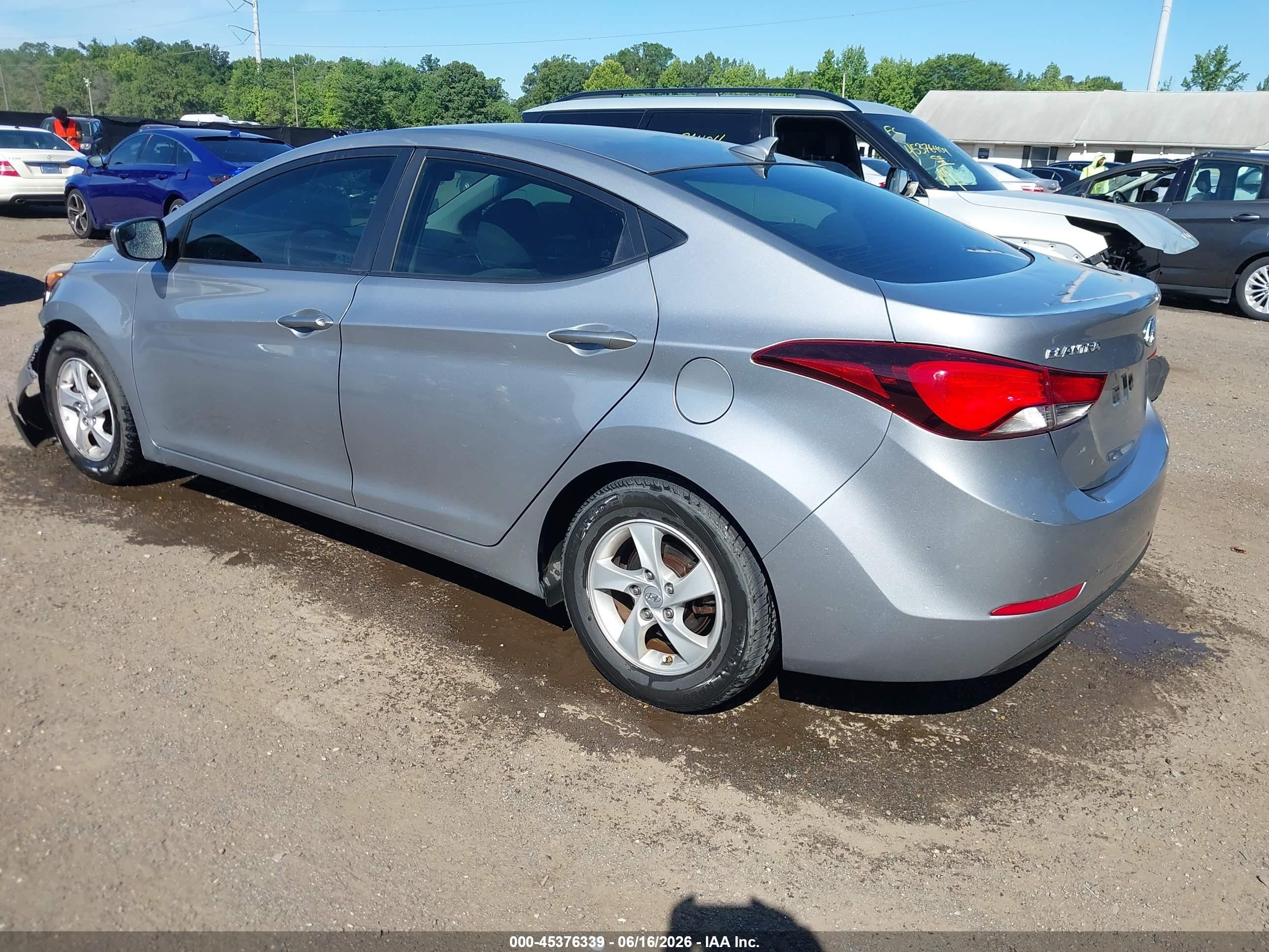2015 Hyundai Elantra Se Gray vin: 5NPDH4AE7FH584758