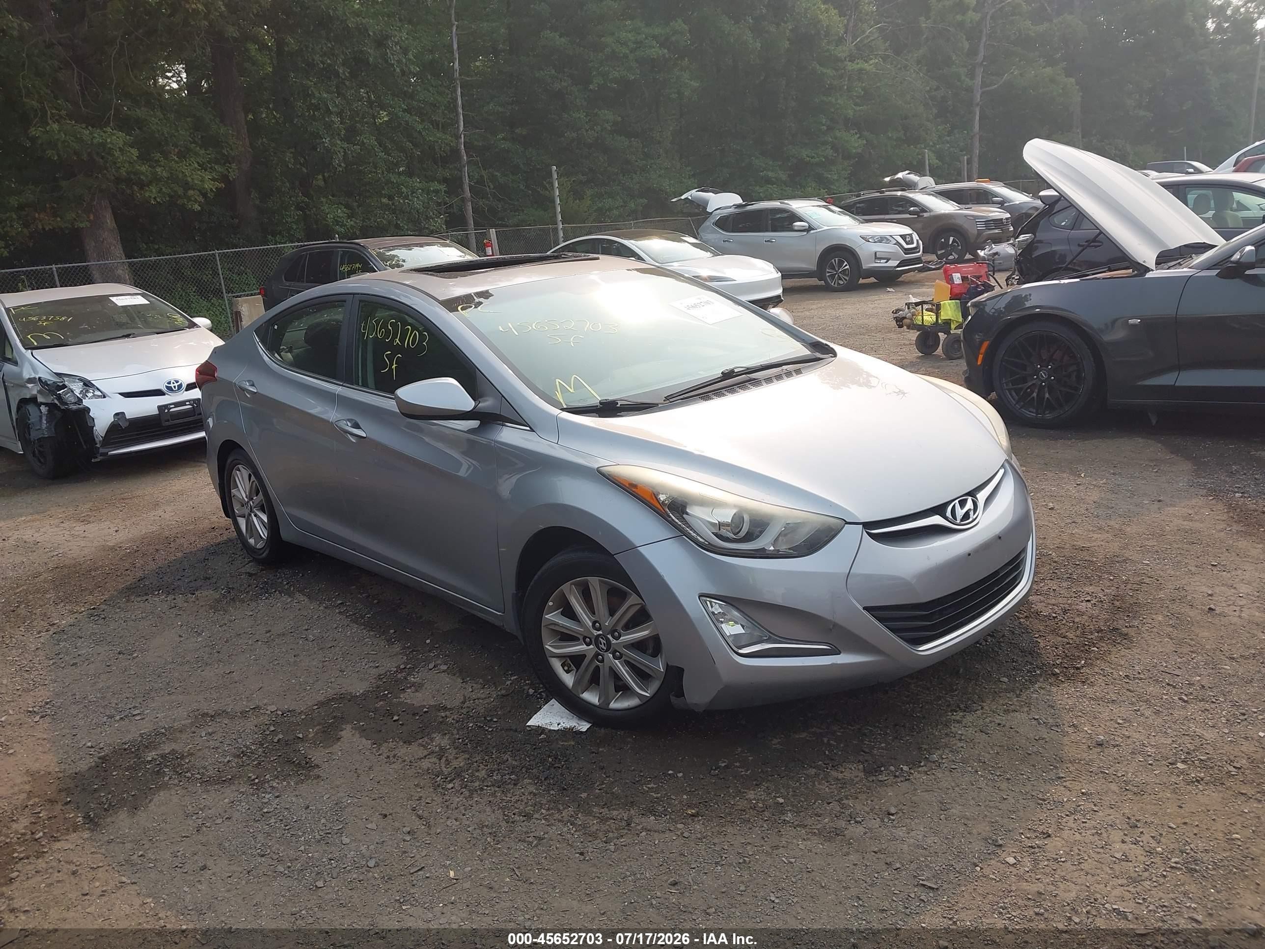 2015 Hyundai Elantra Se Silver vin: 5NPDH4AE7FH590401