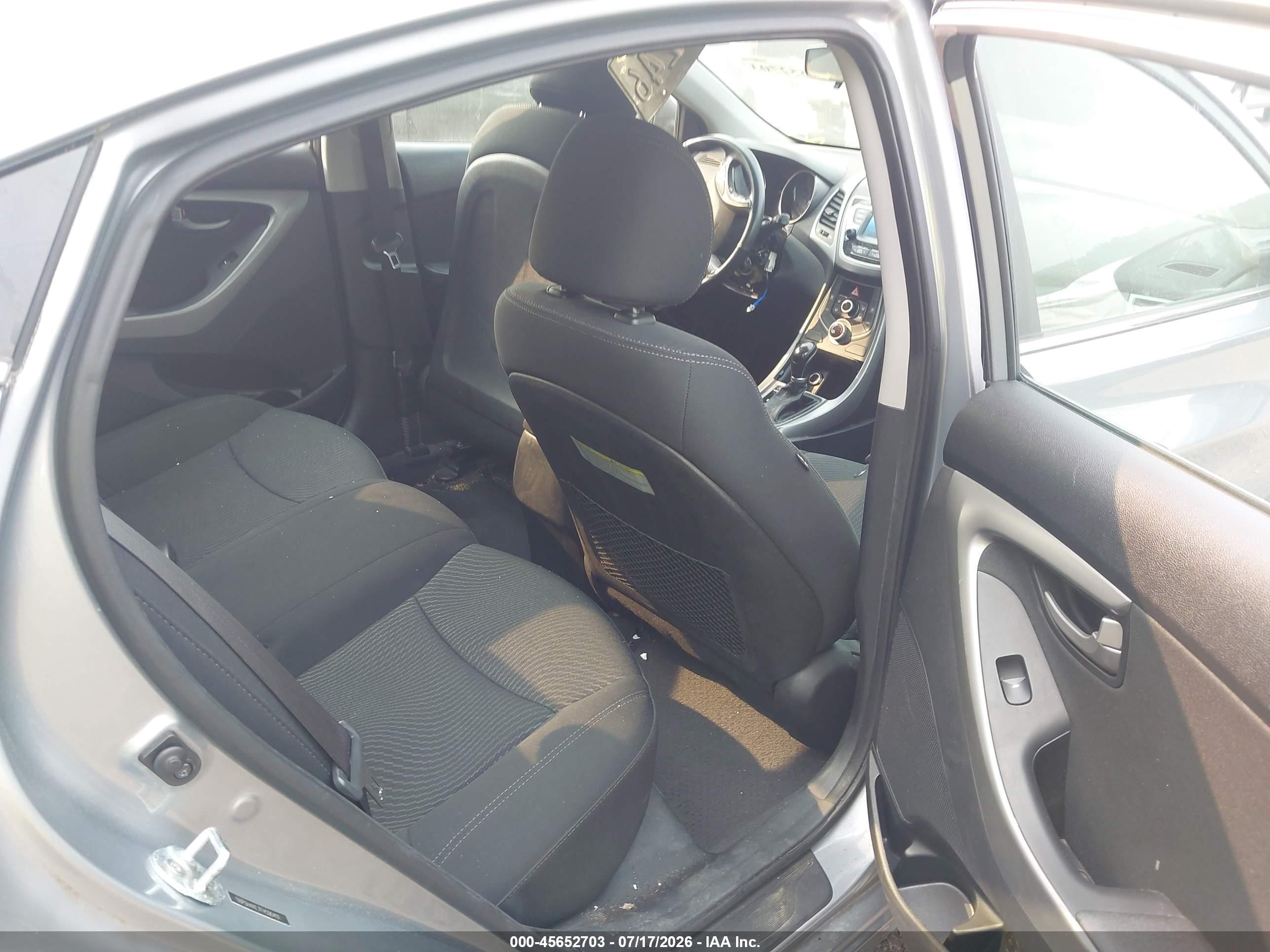 2015 Hyundai Elantra Se Silver vin: 5NPDH4AE7FH590401