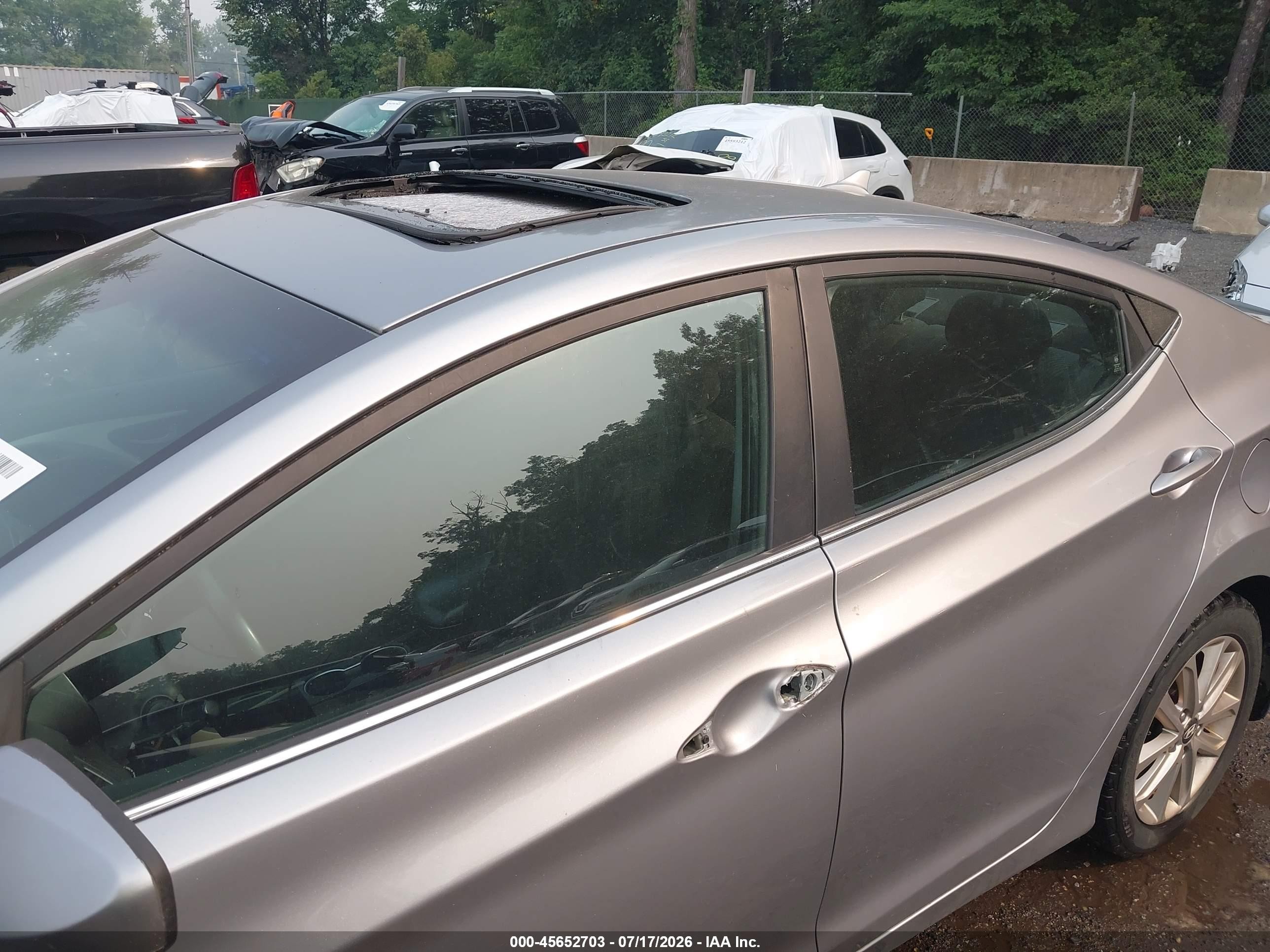 2015 Hyundai Elantra Se Silver vin: 5NPDH4AE7FH590401