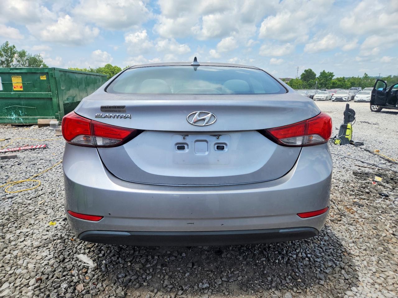 2015 Hyundai Elantra Se Silver vin: 5NPDH4AE7FH594769